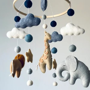 safari baby mobile/ Felt baby mobile girl/ African animal mobile/ safari nursery mobile/ crib mob... | Etsy (Global)