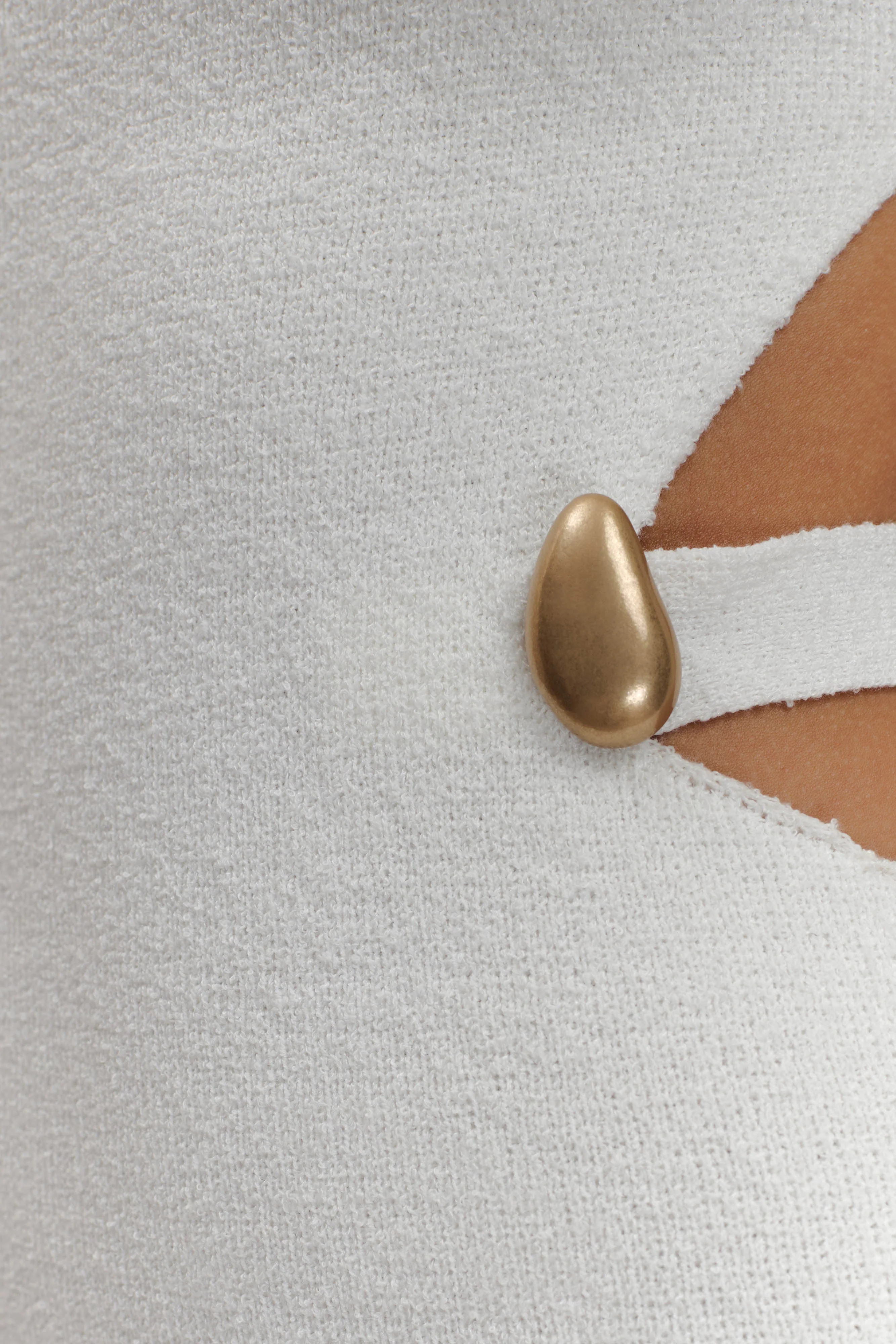 Alysanne Cut Out Knit Maxi Dress - White | MESHKI US