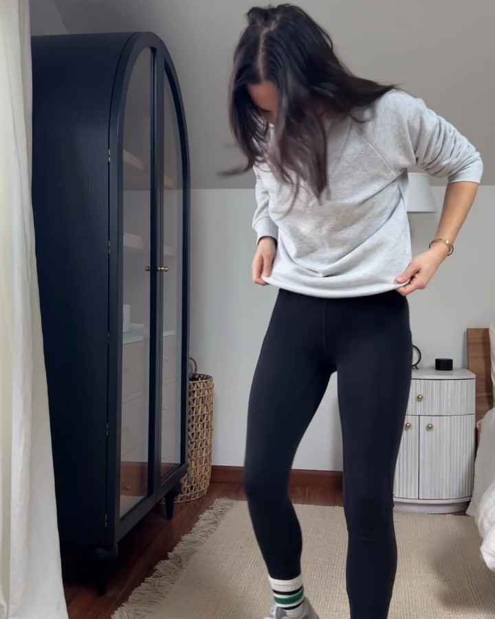 OOTD 2/25

#LTKActive #LTKShoeCrush #LTKFindsUnder50