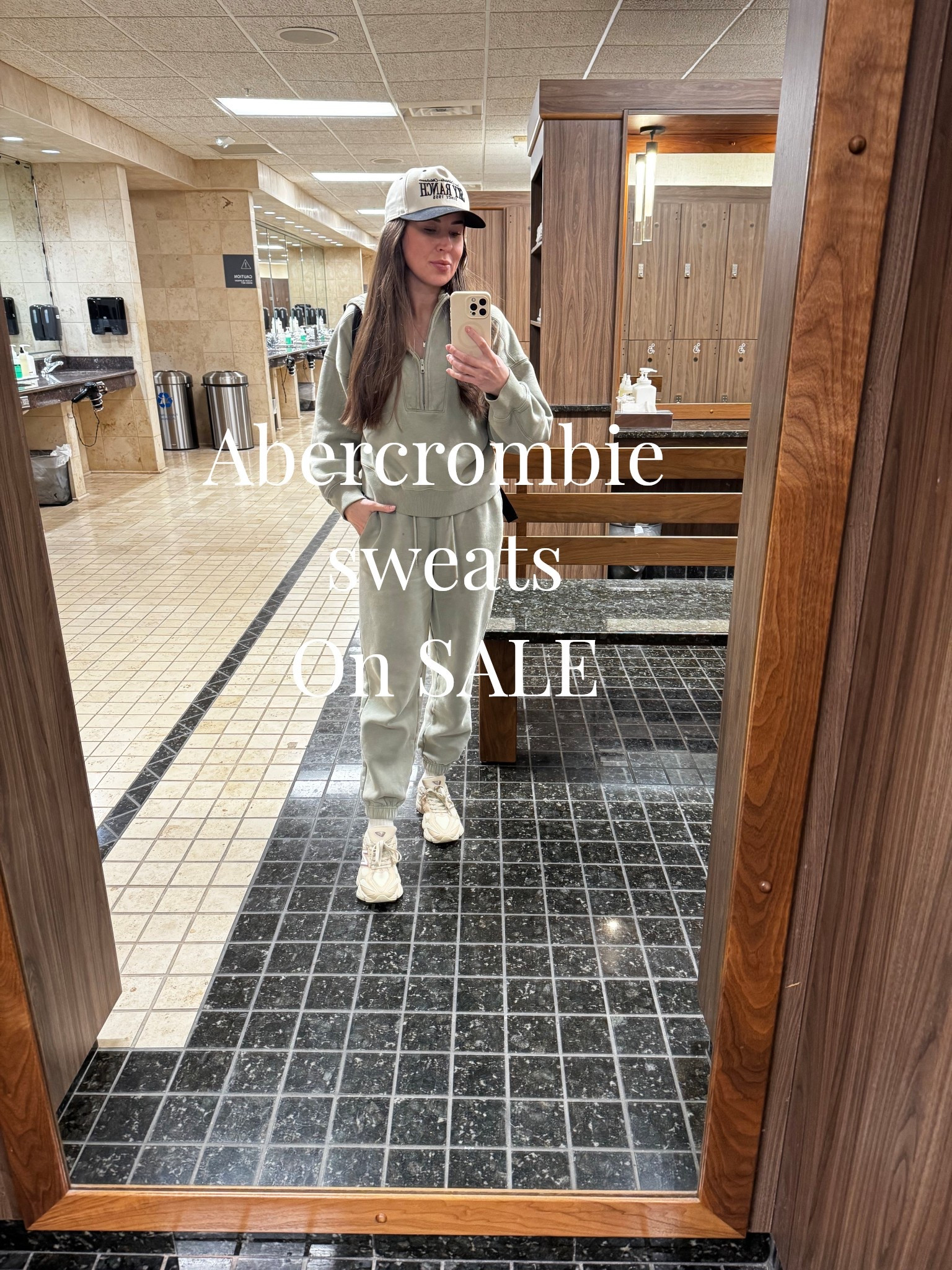 Abercrombie
Sweat suit
Sale
Matching set

#LTKActive #LTKootd #LTKSaleAlert