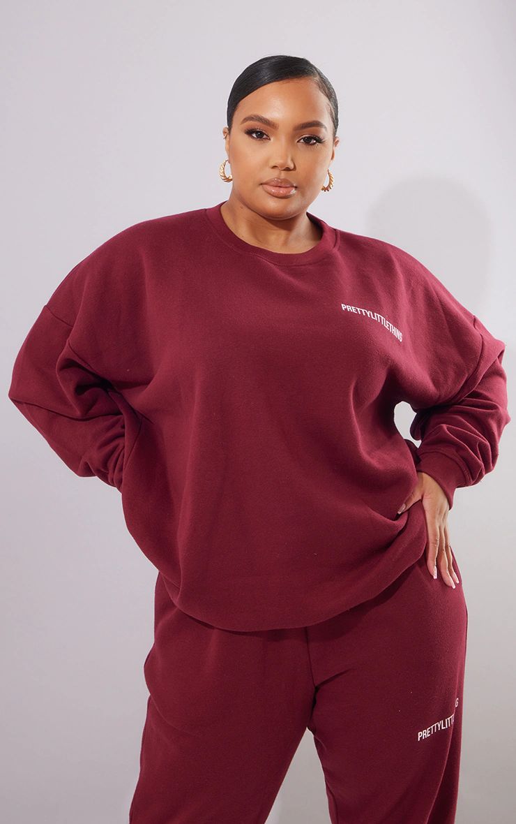 PRETTYLITTLETHING Plus Berry Oversized Sweatshirt | PrettyLittleThing US