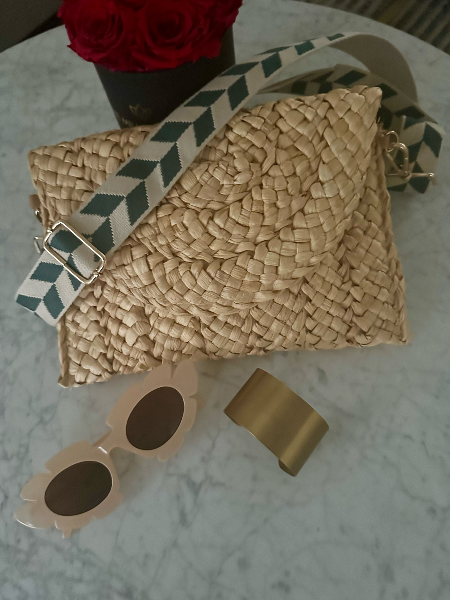 Such a fun bag and sunglasses combo for you next vacay ☀️🏝️👙

#LTKstyletip #LTKU #LTKbeauty
