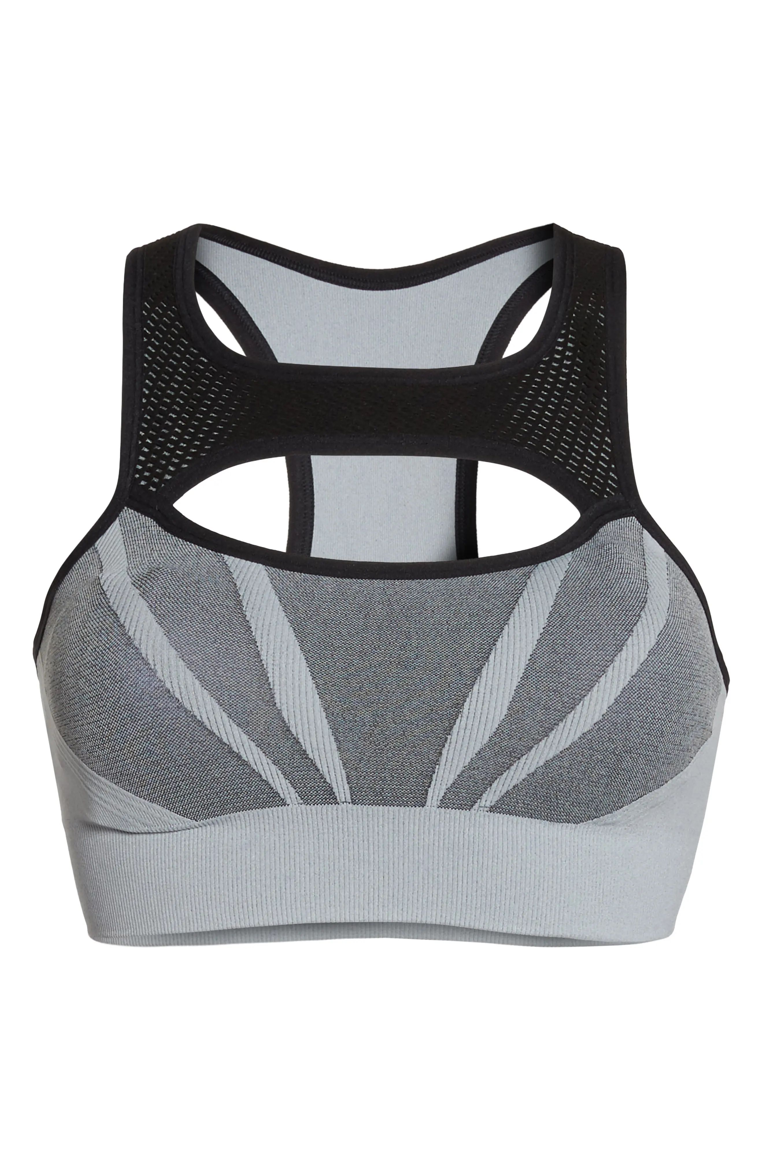 Charge Sports Bra | Nordstrom