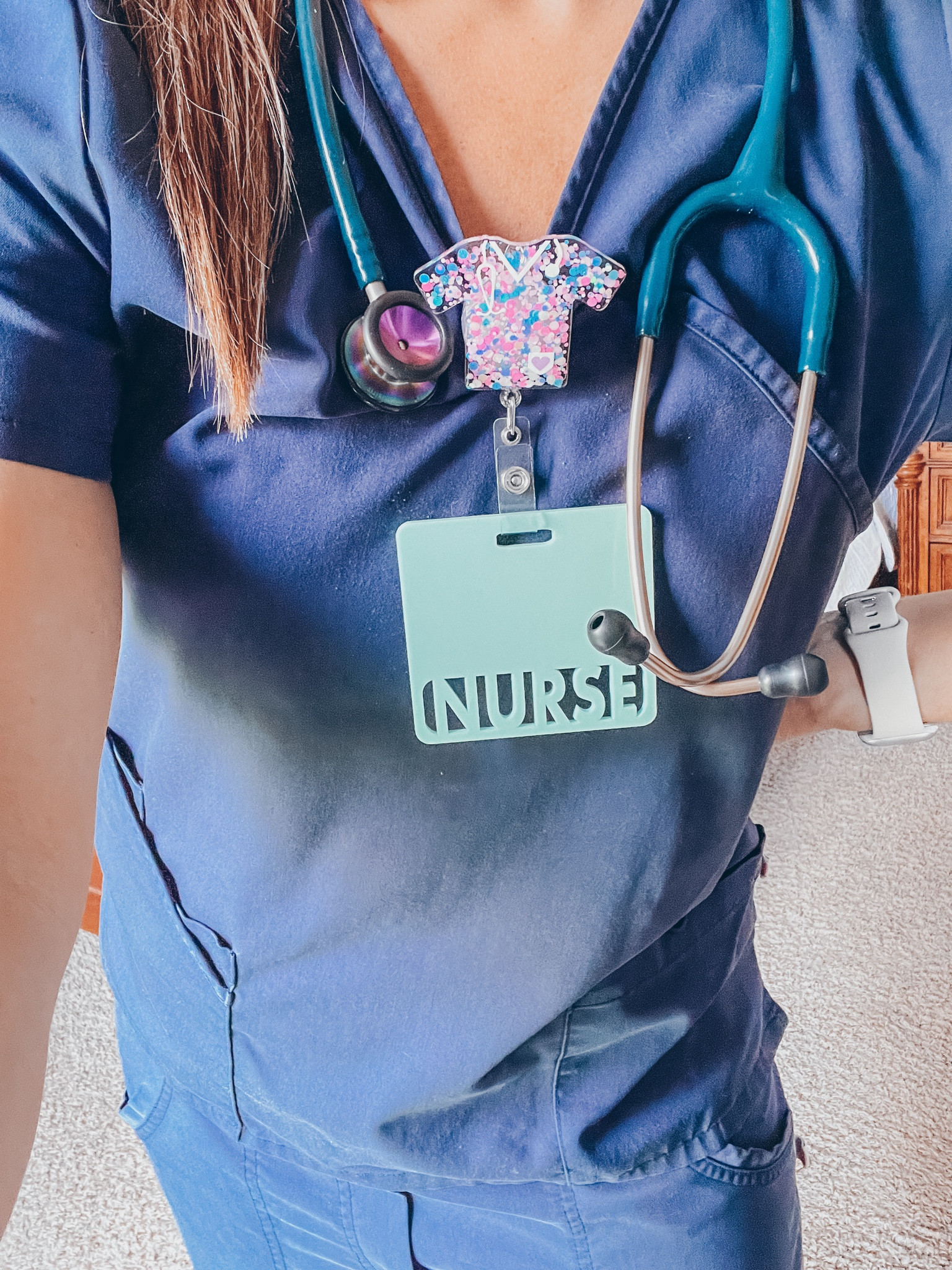 #ad loving my new badge reel for work from @lanyardlovebirds 💕 // nurse life // hospital life 

#lanyardlovebirds // teacher businesses // women owned businesses// busy lifestyle // life hacks 

#LTKworkwear #LTKfindsunder50