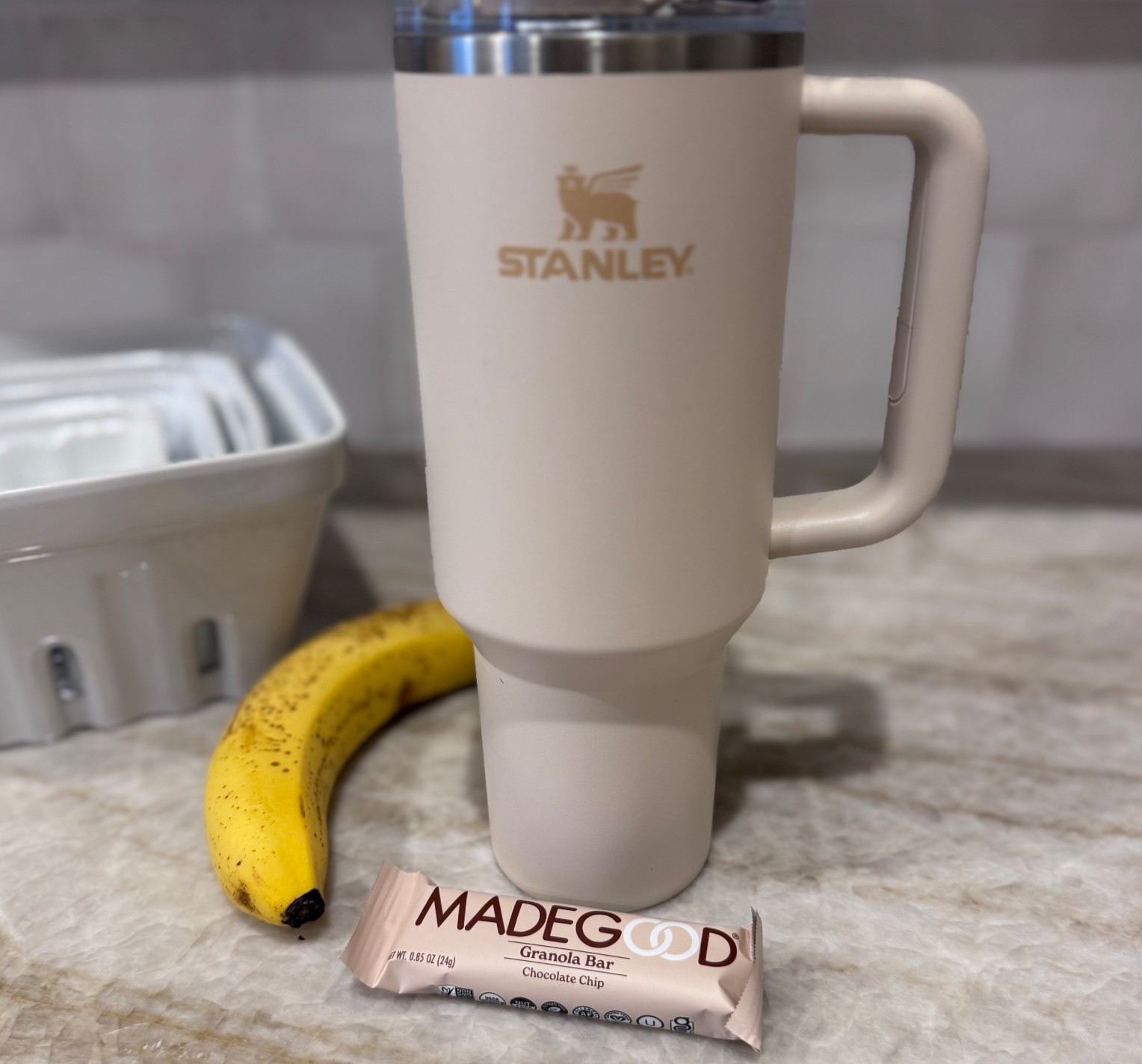 Back to school! ✏️🍎 My new teacher snack obsession is these Made Good granola bars!! Yummy!😋 

#LTKHome #LTKFamily #LTKU