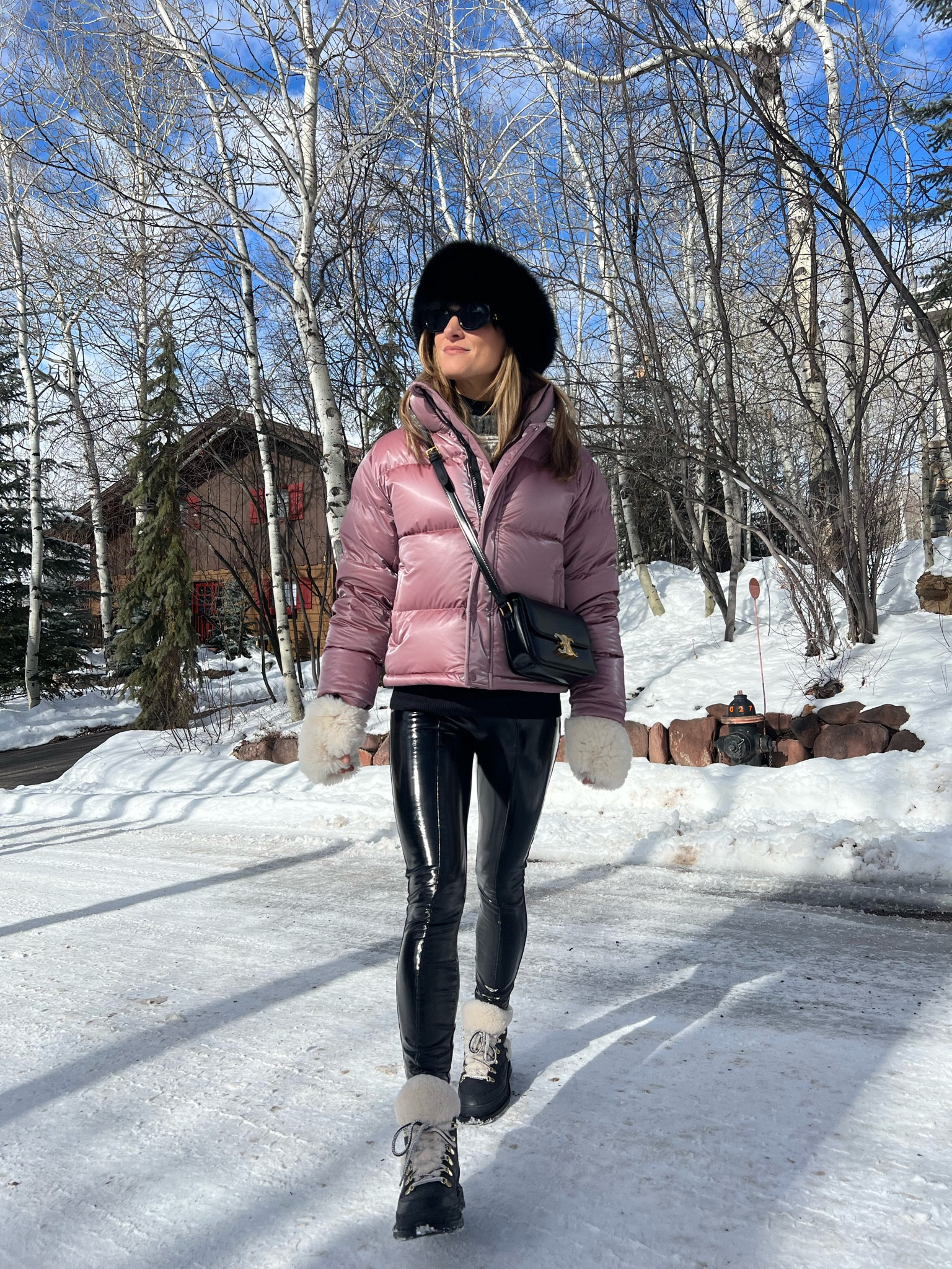 Wearing size S in puffer and leggings. Size XS in turtleneck and sweater 