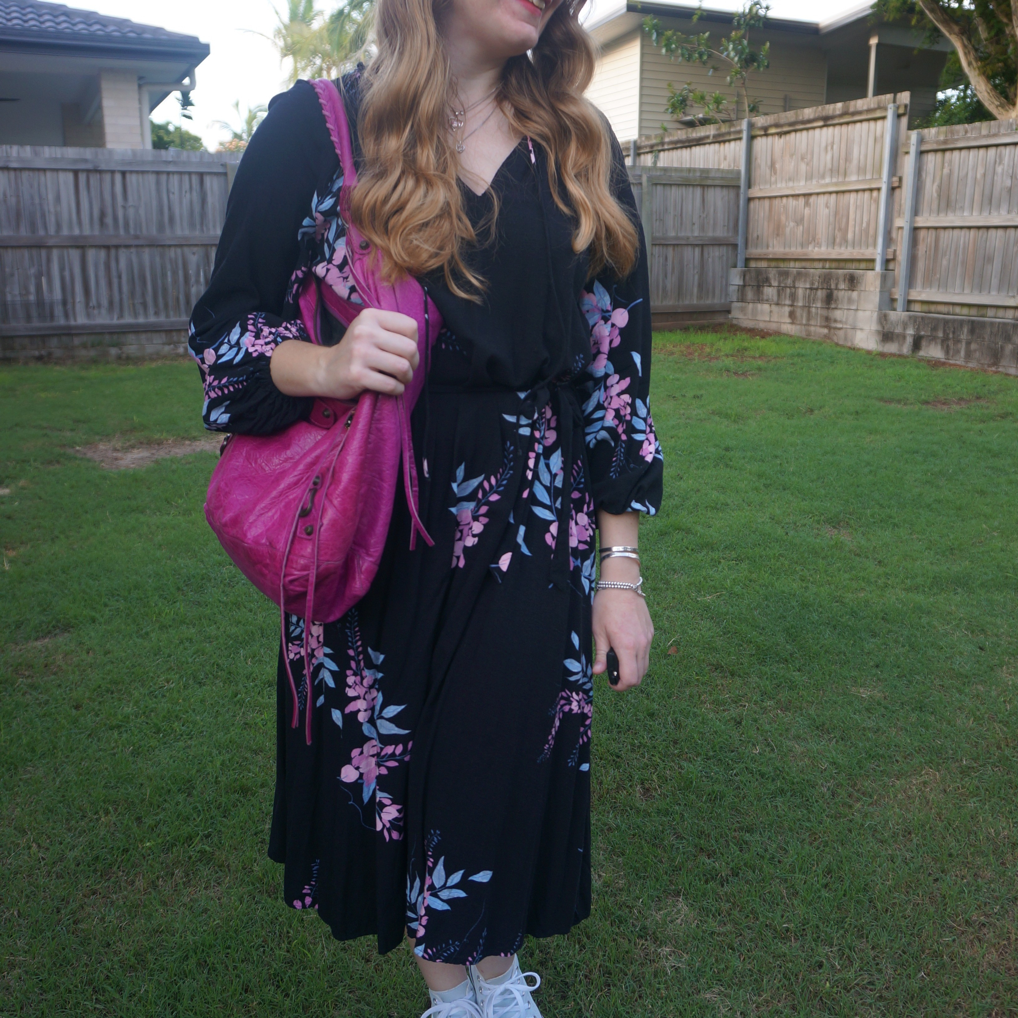Anko Kmart black floral midi dress with Converse and Balenciaga day bag 💕

#LTKbag #LTKaustralia #LTKworkwear