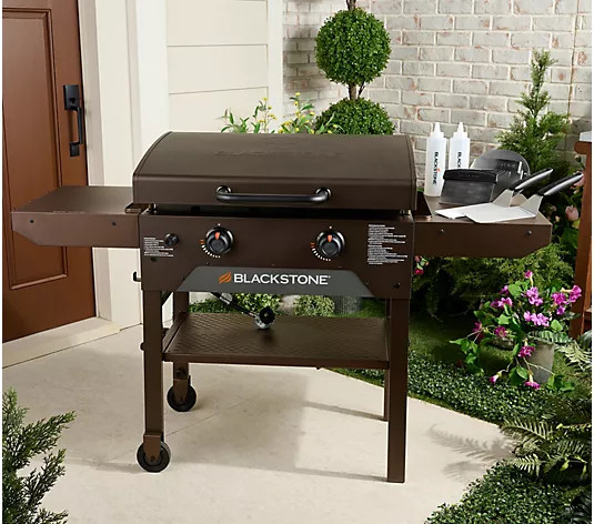 Blackstone 28" Omnivore Outdoor Griddle Grill w/Hood, Cover & Tools - QVC.com | QVC