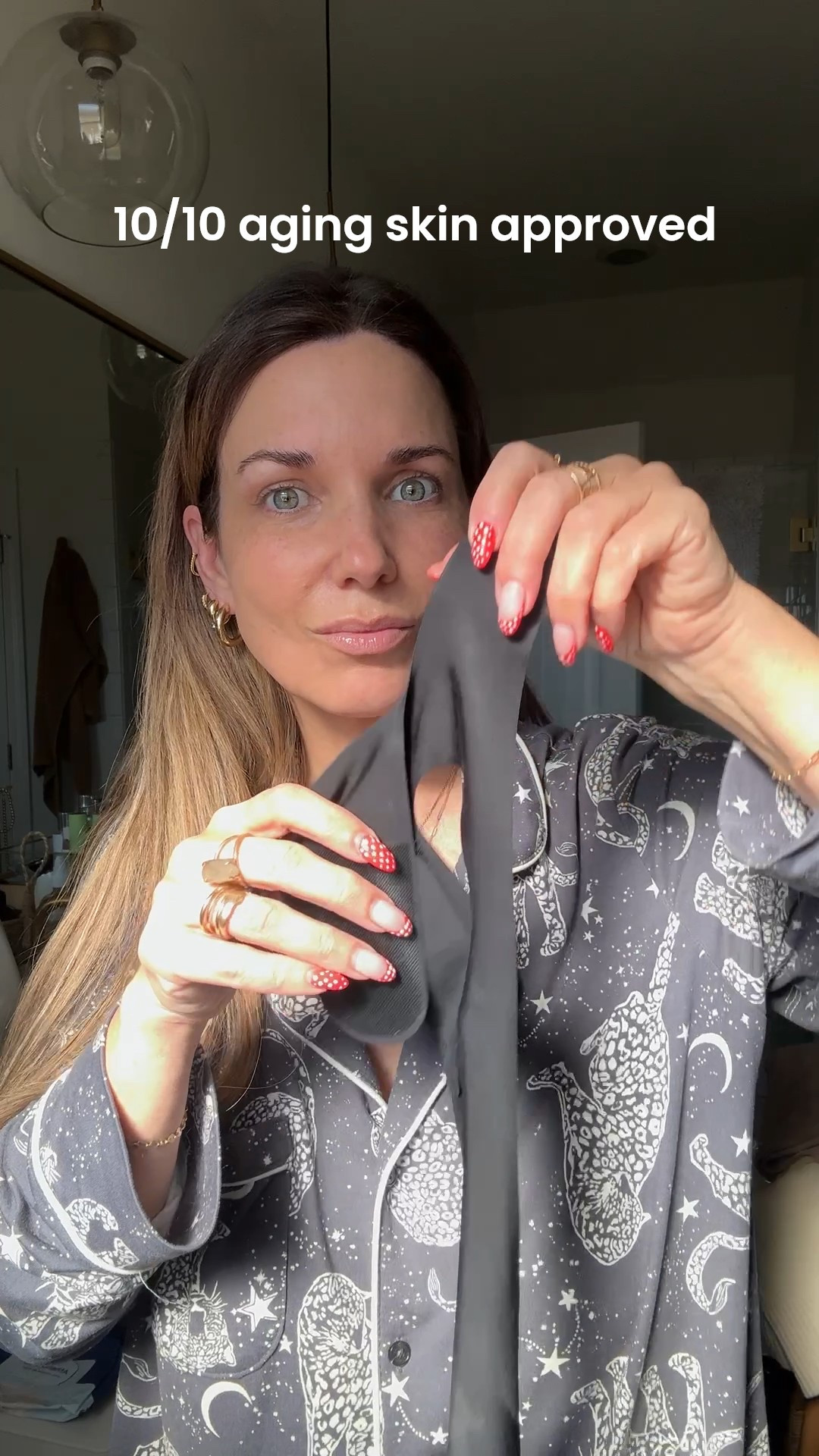 Legit works on My 47 year old skin!!!!!
My neck looks so much smother after only 5 days!!!!!!!!!!!!! 



#LTKBeauty #LTKOver40 #LTKselfcare