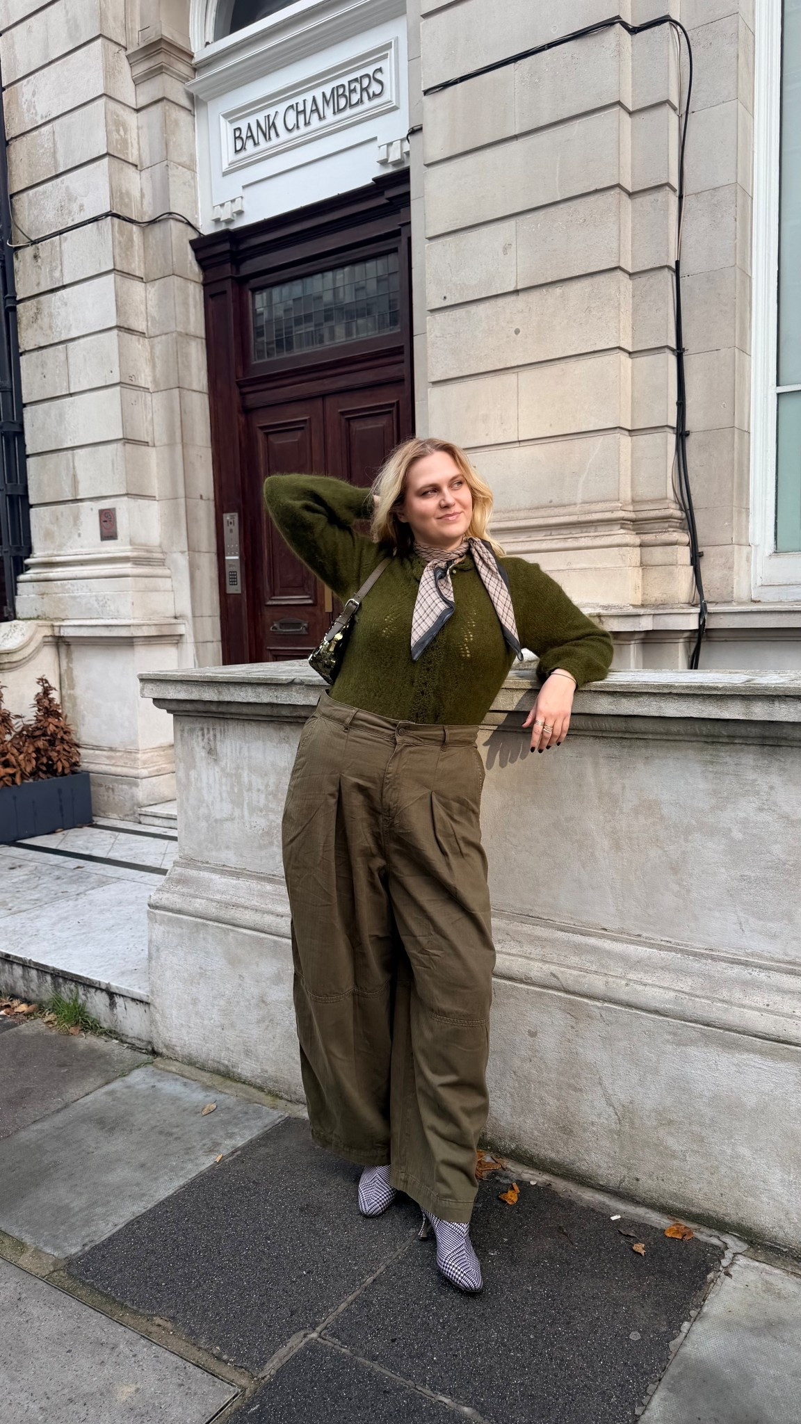 If you’re looking for a comfortable everyday outfit to keep you looking put together but also… like you’re wearing loungewear - look no further 👏🏼 wide-leg pants and a warm knit is my go to!!

#LTKwinter #LTKworkwear #LTKmidsize