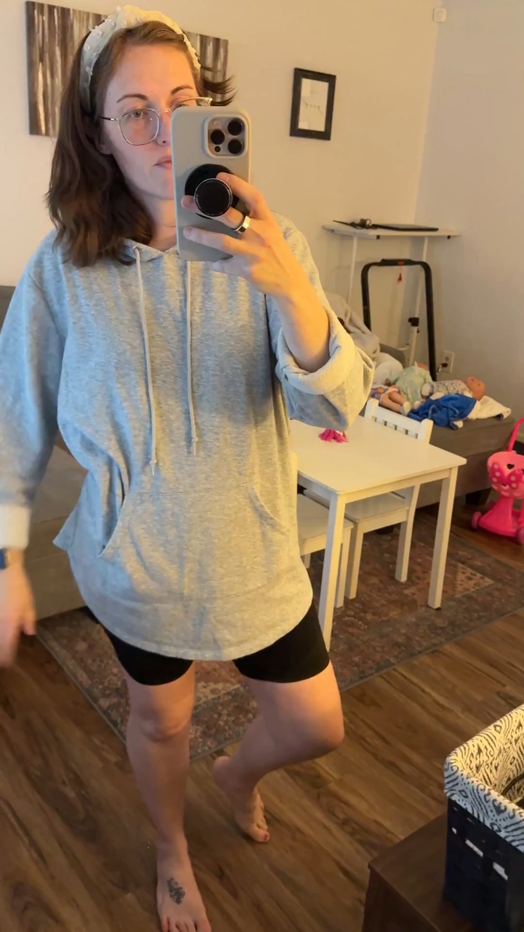 This one’s from my drafts but still a favorite! The perfect sweatshirt for a fall day spent outside with the kids. 

#LTKStyleTip #LTKMidsize #LTKSeasonal