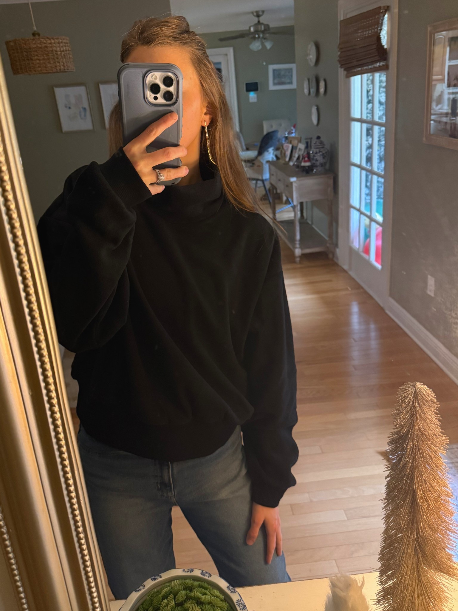 Old navy mockneck 

#LTKHoliday #LTKFindsUnder50 #LTKGiftGuide
