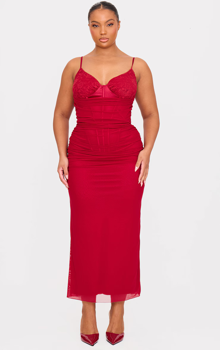 Wine Ruched Maxi Dress With Corset Underlay | PrettyLittleThing US