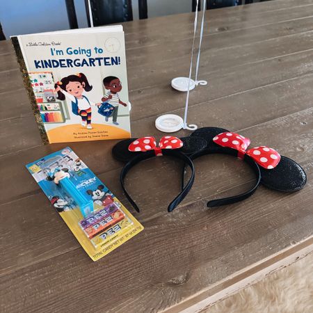 Preschool Graduation Gifts for a Surprise Trip to Disneyland

Disneyland | Minnie Mouse | Preschool Gift | Kindergarten Gift

#LTKKids #LTKGiftGuide #LTKParties