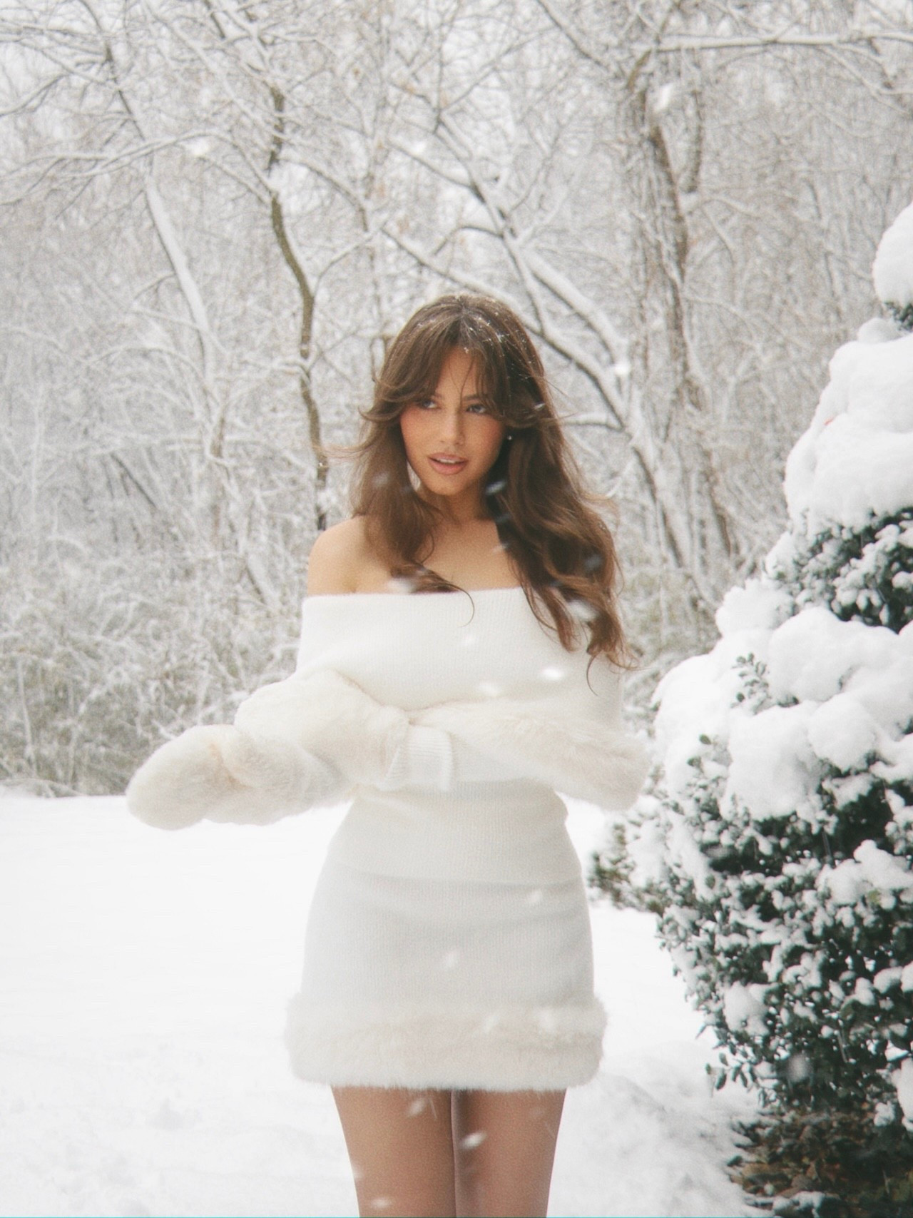 Snow bunny attire 🐇 #winter #winteroutfit #coordset #fur 

#LTKootd #LTKSeasonal #LTKHoliday