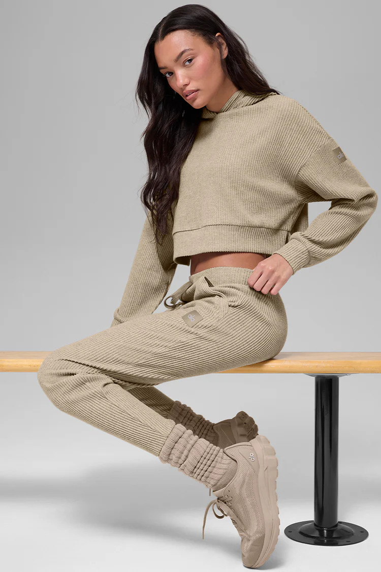 Muse Hoodie - Gravel Heather | Alo Yoga (US)