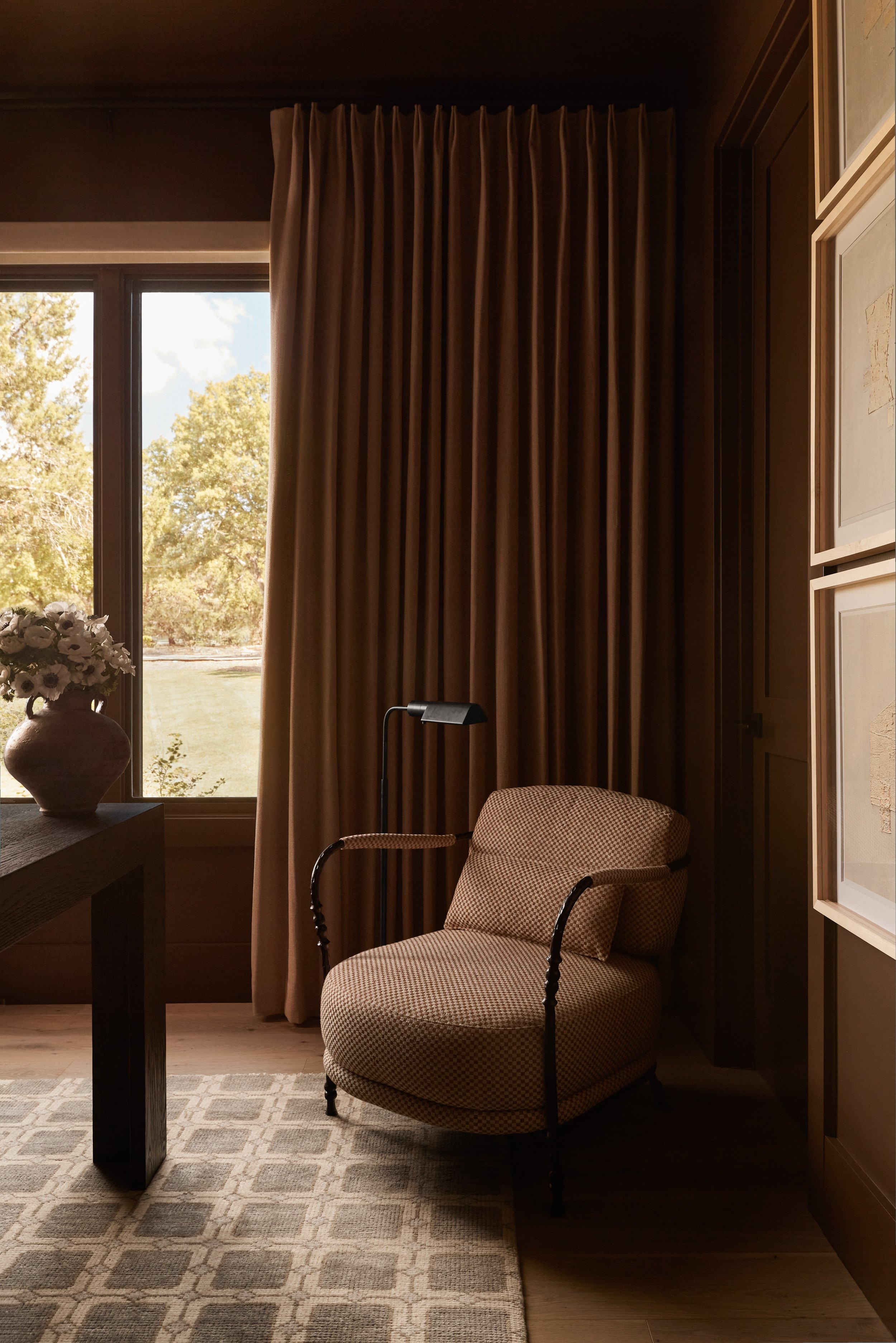 Cozy Reading Nook with Scenic Window Views 

 #LTKcasa