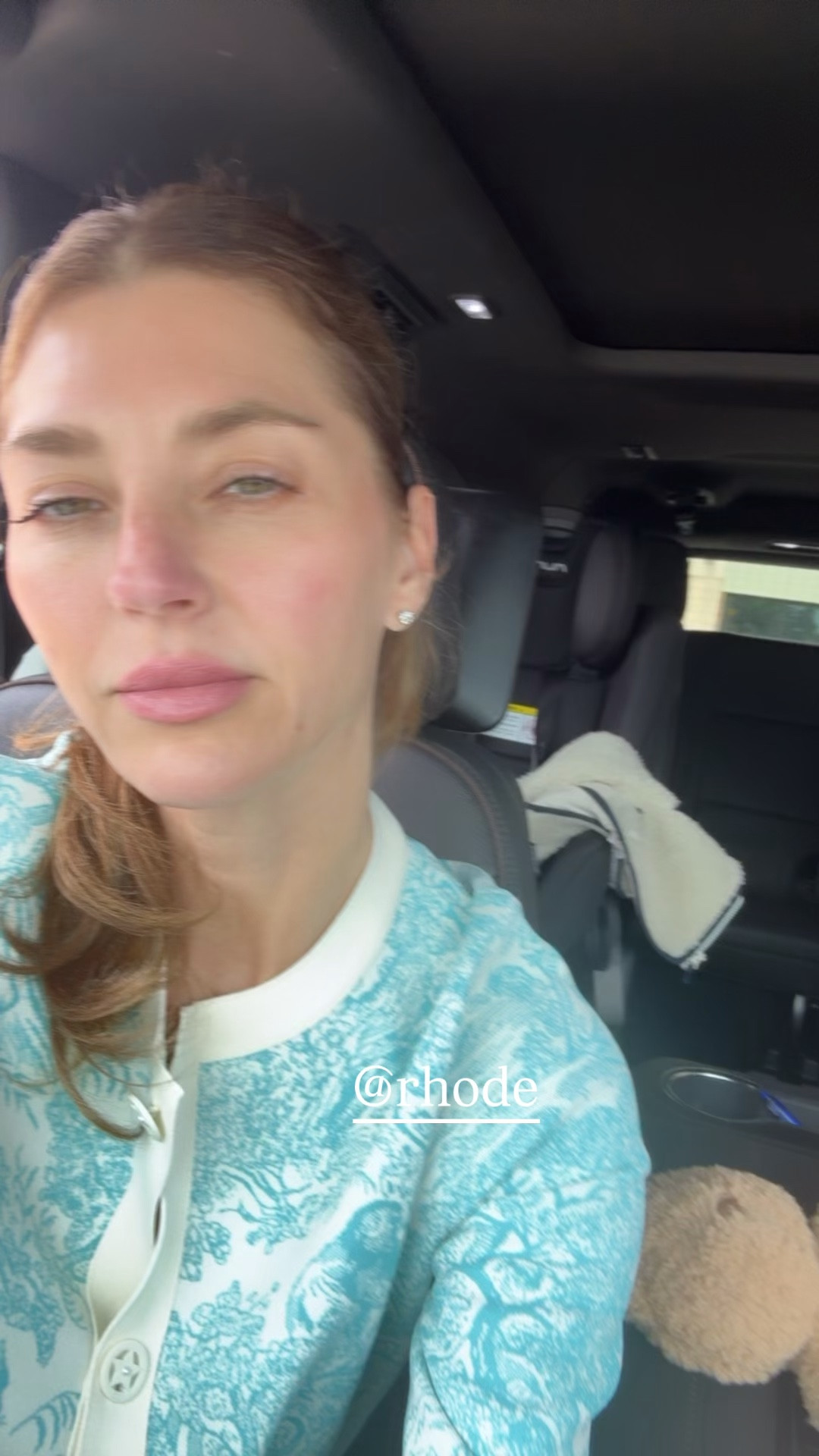 Live in my best Hayley Bieber life lip, peptide stick color lift