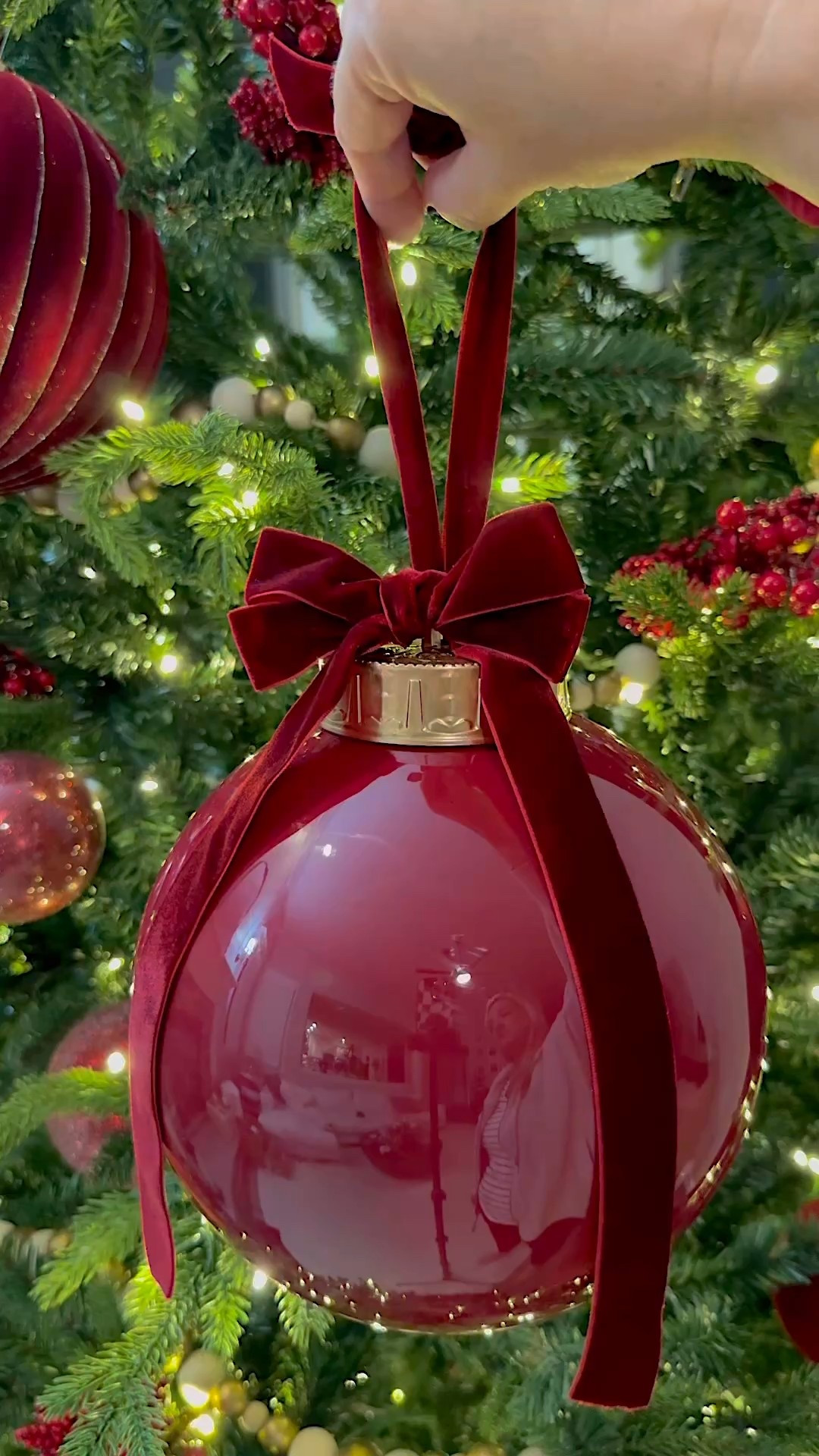 DIY giant Christmas Ornament 