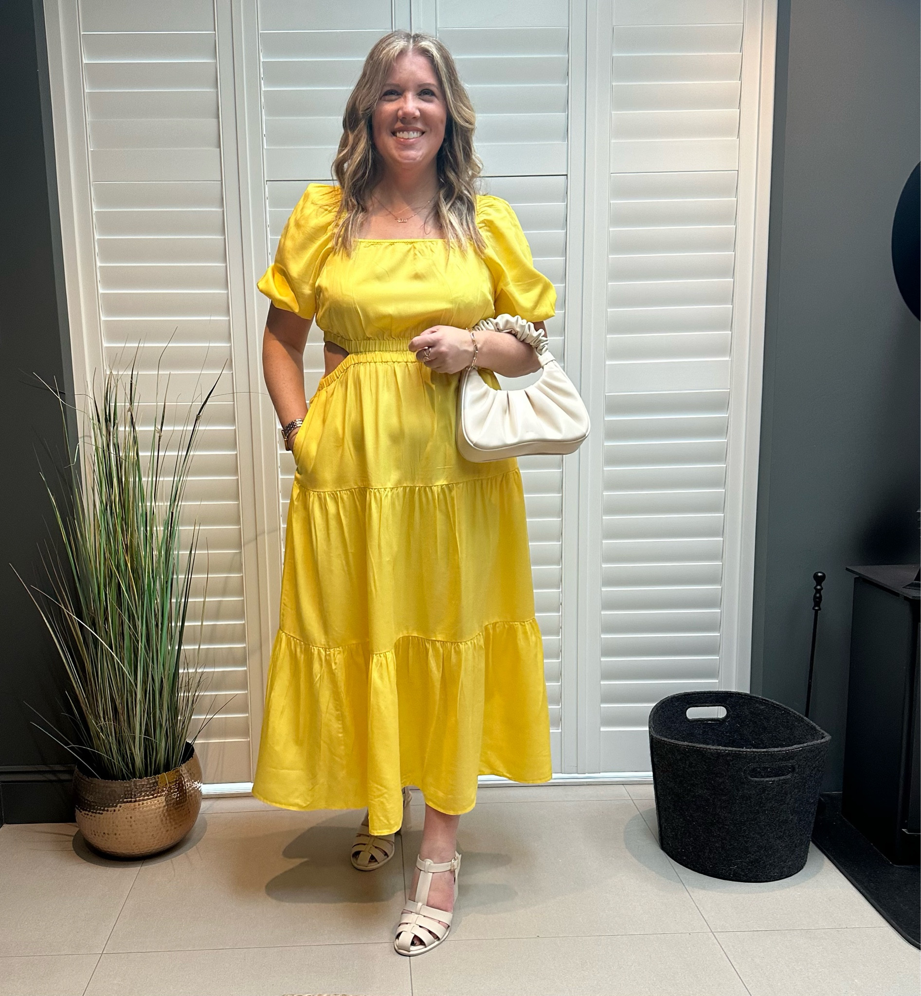Yellow summer dress 

#LTKeurope #LTKSeasonal