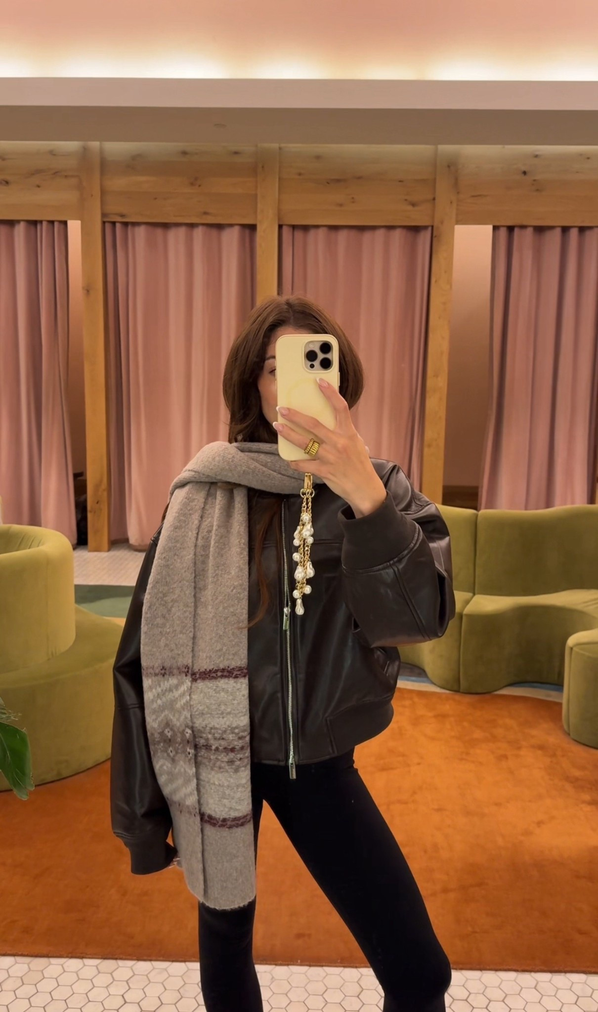 Jacket: sized up to a large 
Denim: true to size 
Tanks and tops: small 
Leggings size 4 

#LTKcanada