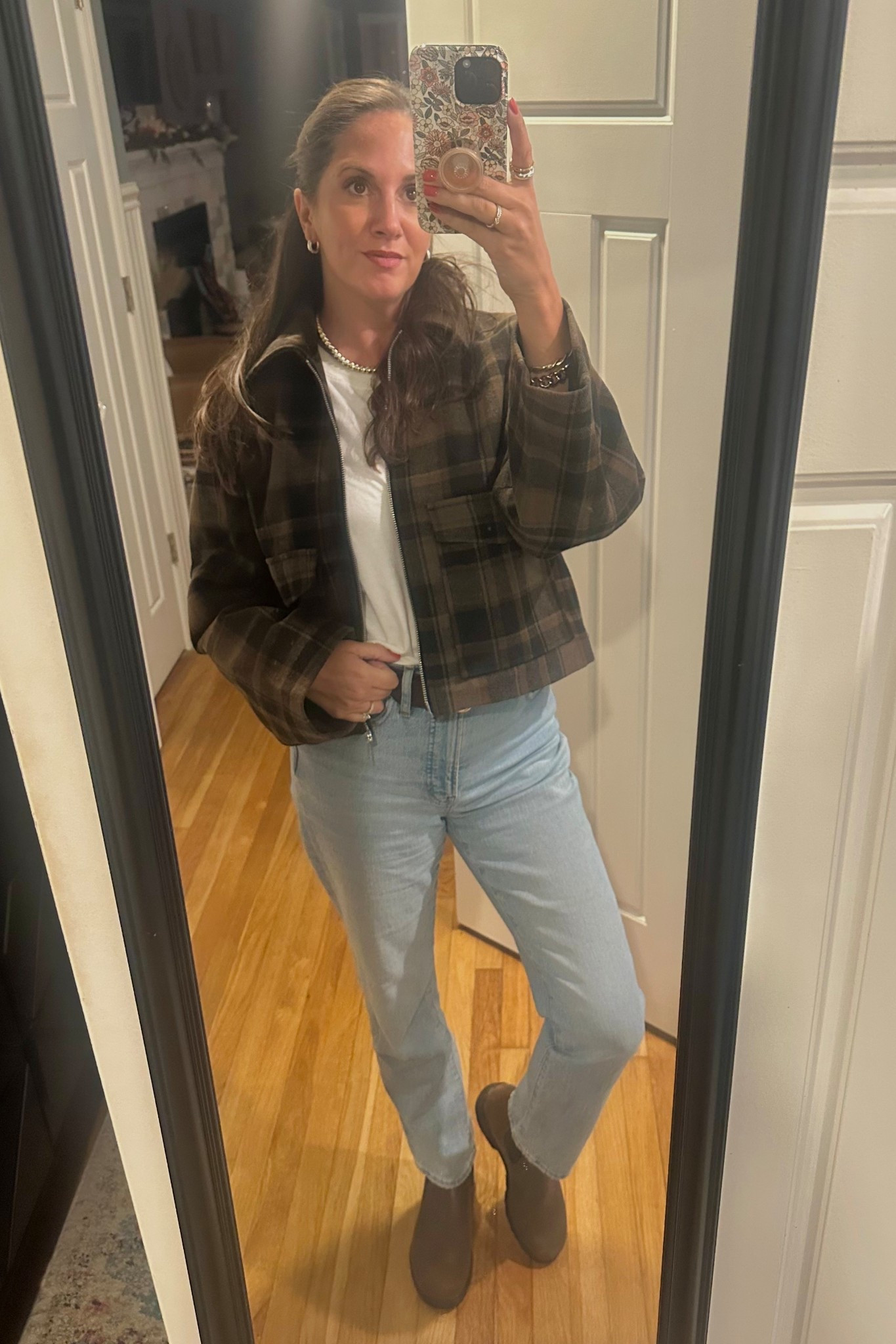 Just bought a pair of #Blundstone boots 🥾 and I am a FAN. Temps dropped tonight so I leaned into the fall look for a brewery night with friends. Jacket is #ASOS!

#LTKShoeCrush #LTKSeasonal #LTKStyleTip