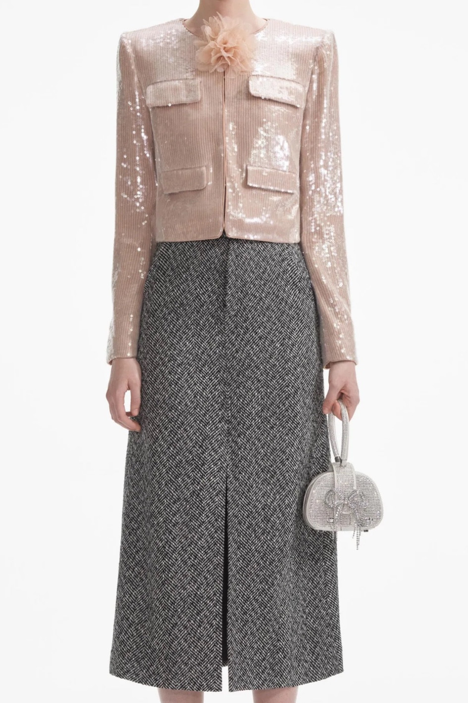 Chicest jacket. Love with jeans too. 