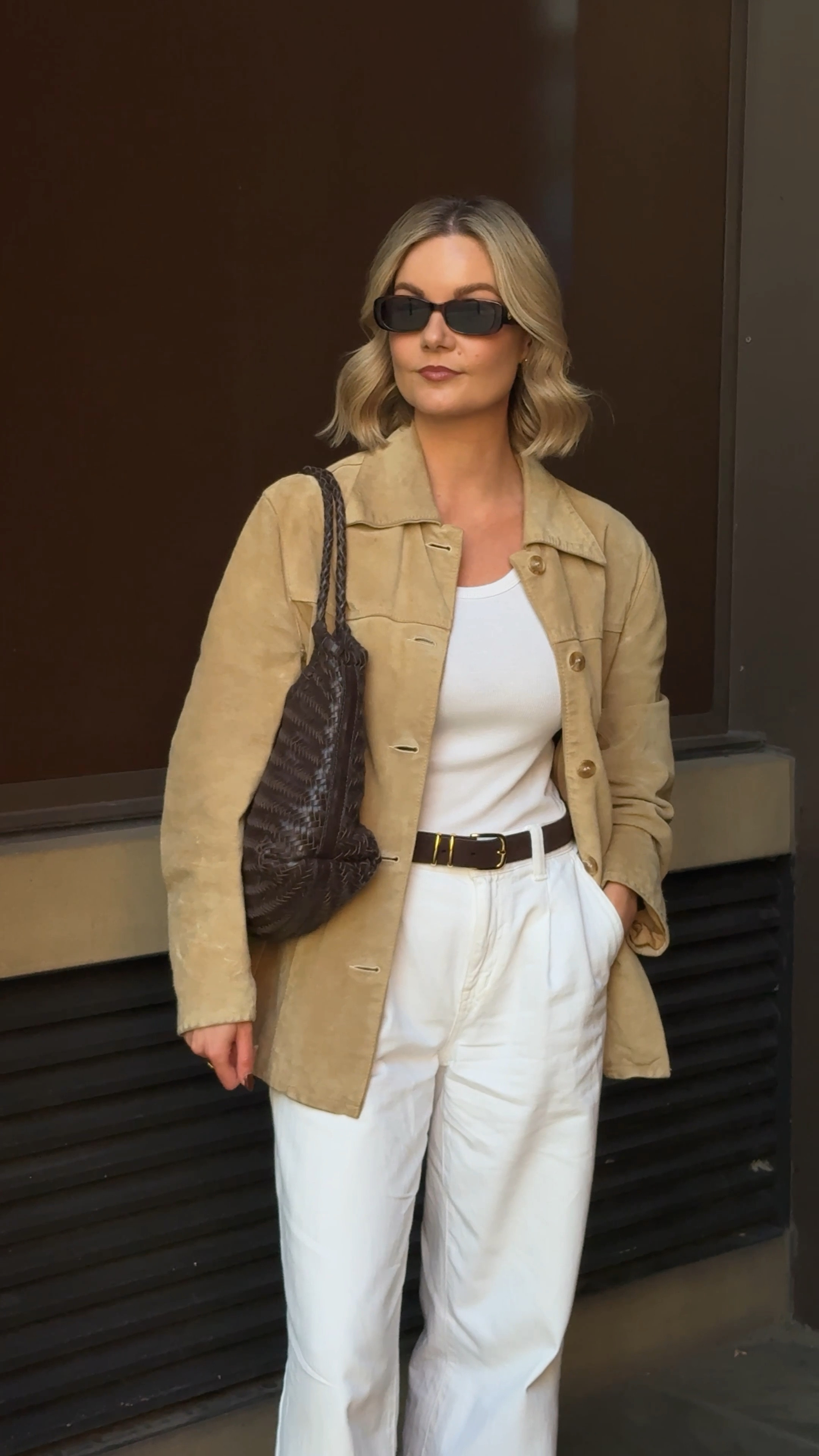 Thrifted this dreamy suede jacket and she fits like a dream 🧥🤍
#suedejacket #autumnoutfits #autumnstyling 

#LTKautumn