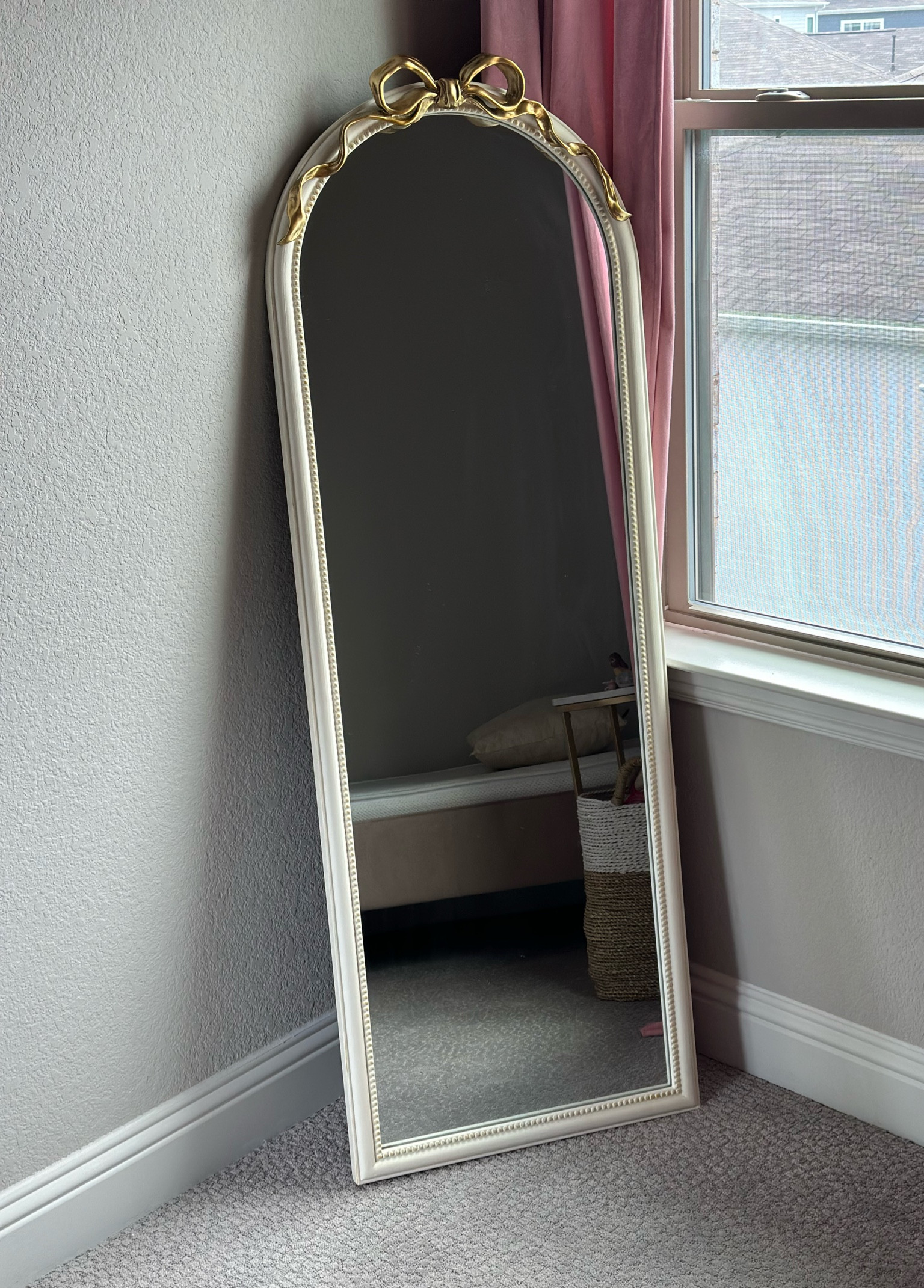 I got this mirror for my daughter’s big girl room and im in love!!!!

Kids room, toddler room, mirror, big girl room, bow, bow trend, bow mirror

#LTKBaby #LTKHome #LTKKids