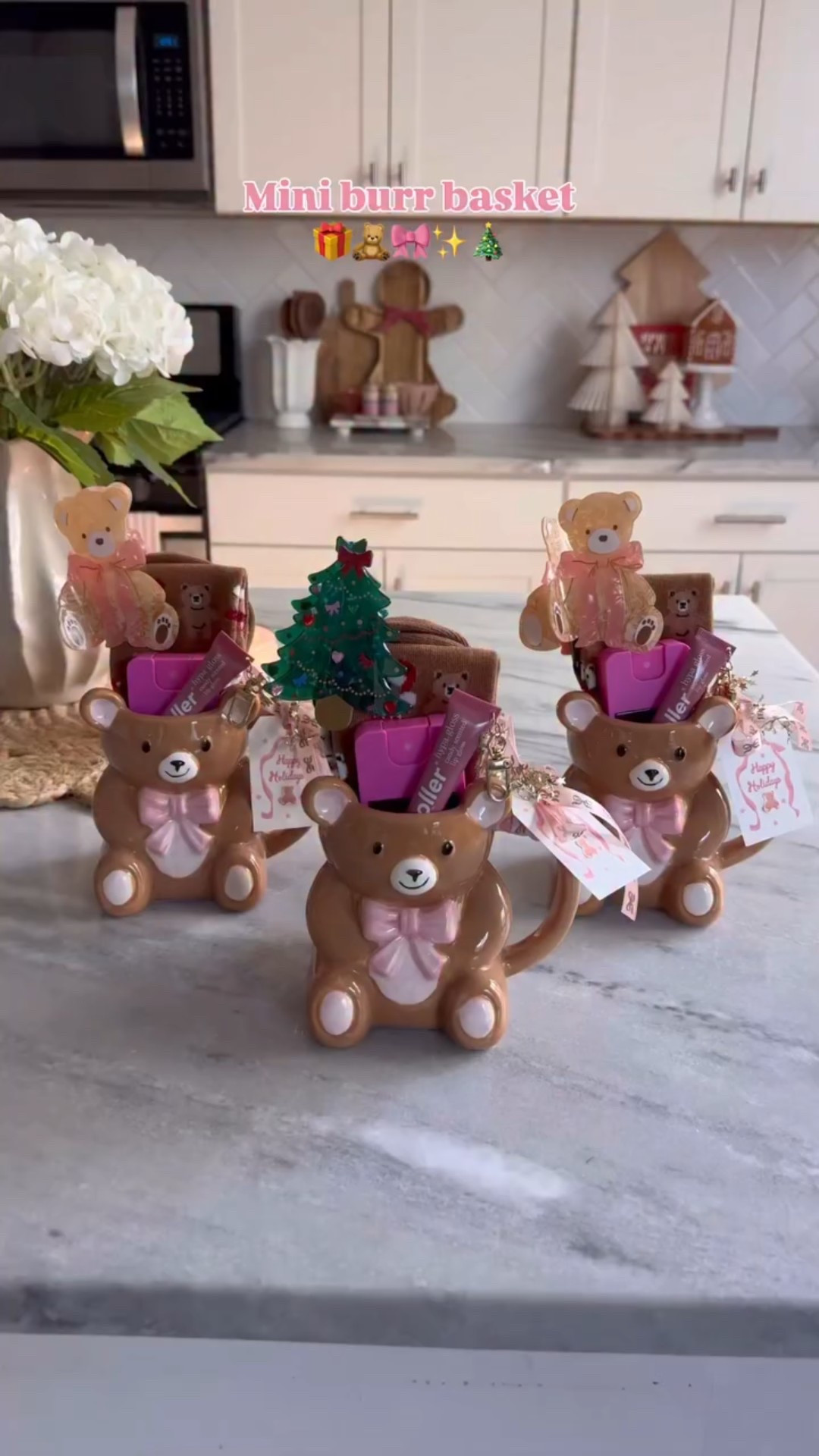 Comment “BURR” and I’ll send you a 🔗🧸

How cute are these bear mugs? Got these from Homegoods. Make sure to check your local store for these cuties🧸🎀