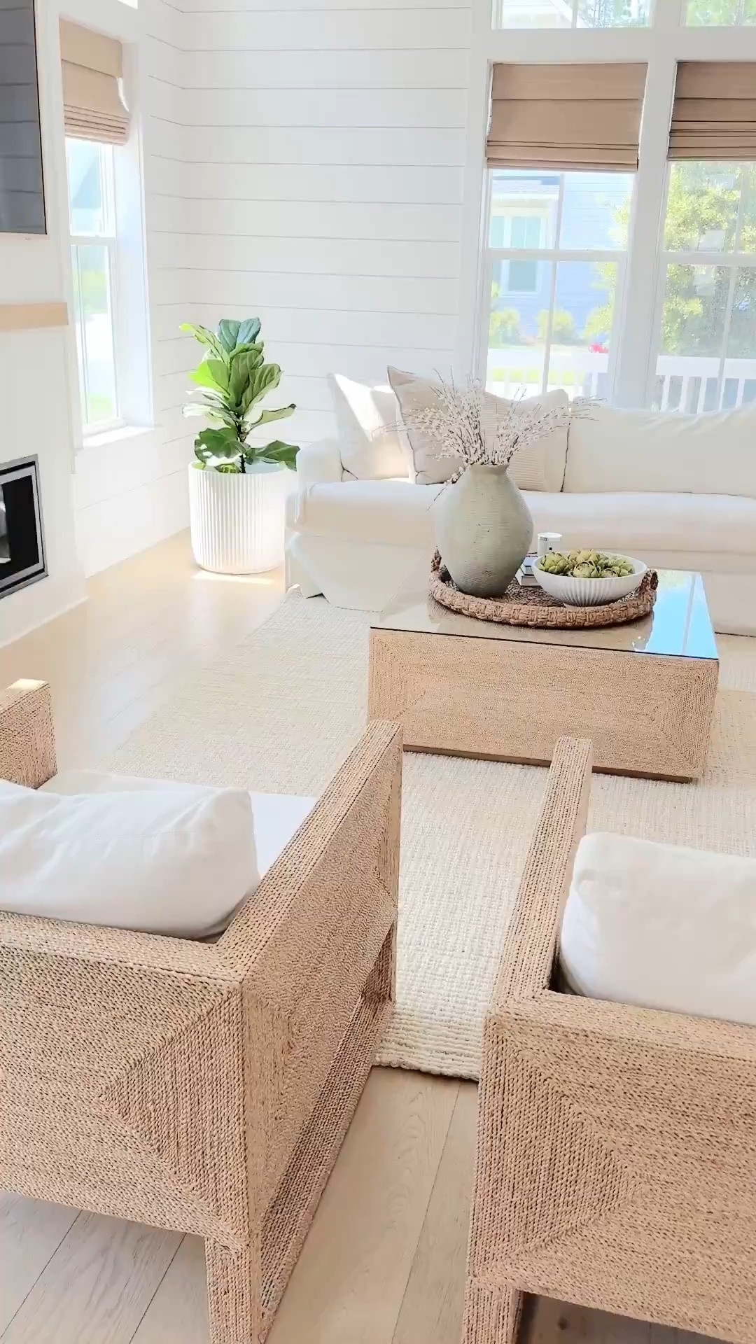 Modern coastal living room

#LTKHome #LTKFindsUnder50 #LTKSaleAlert