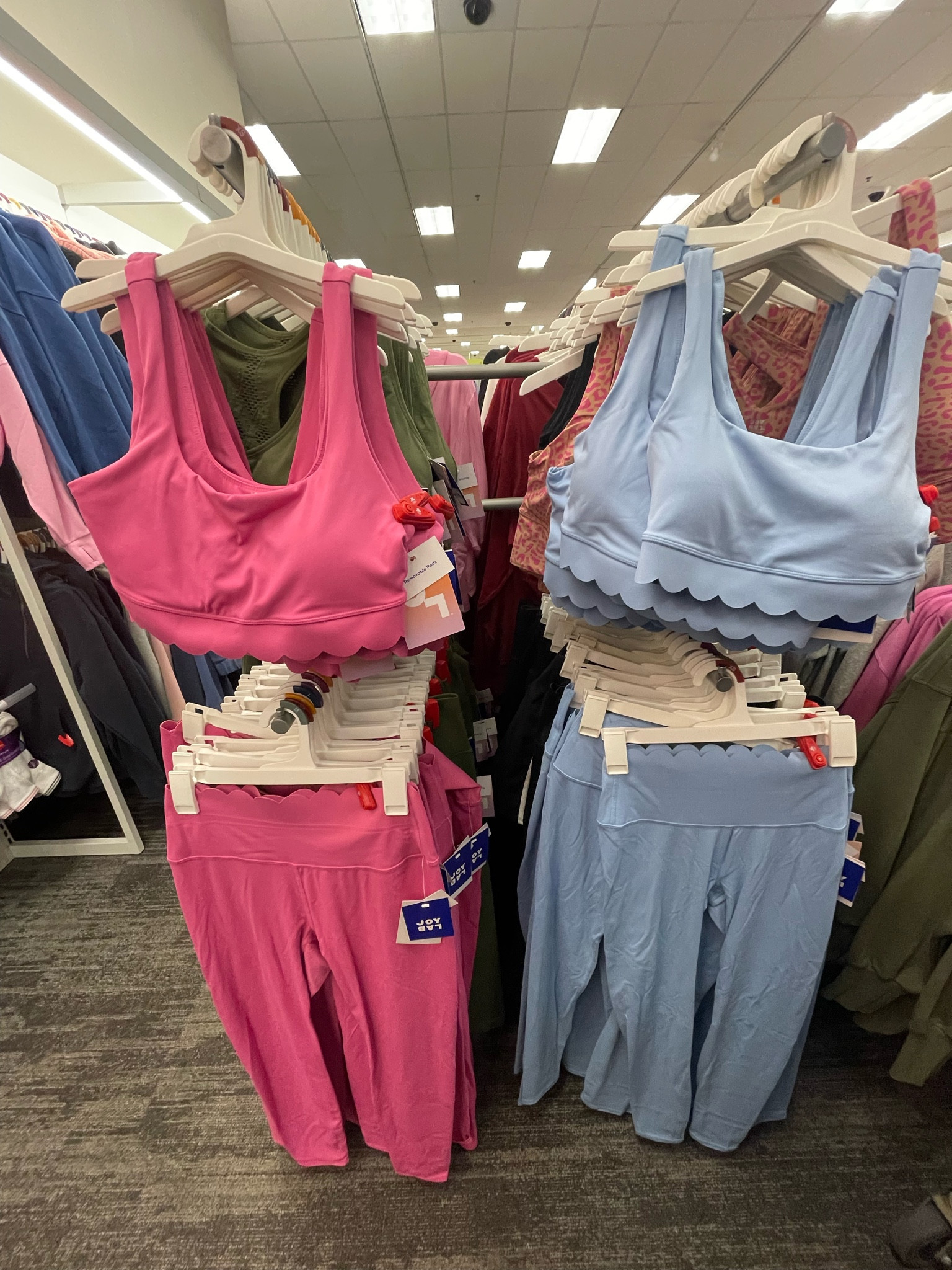 Target Tuesday find. The cutest scallop detail workout pieces for the new year goals 






Athletic wear 
Athleisure 

#LTKFindsUnder50 #LTKFitness #LTKActive