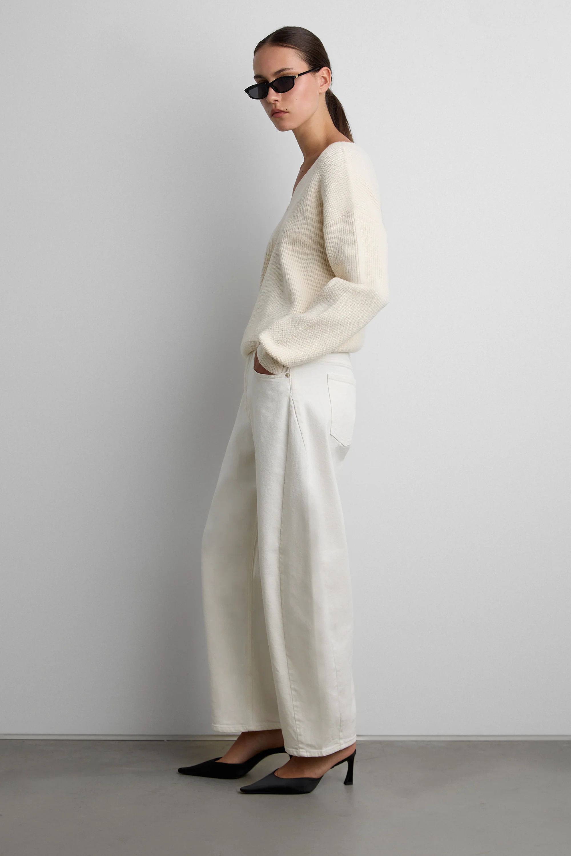 CHUNKY KNIT V-NECK SWEATER | OAK + FORT