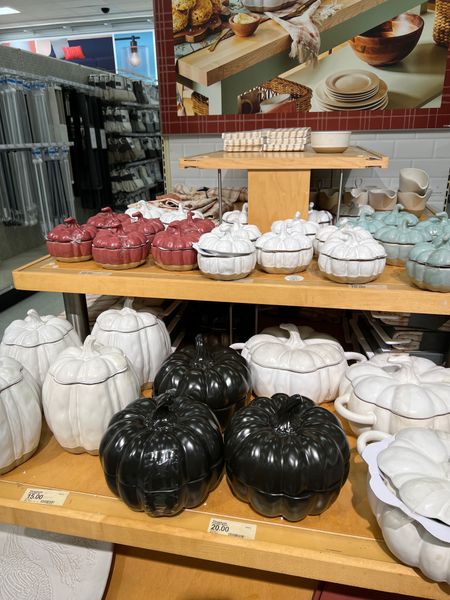 Loving these cute pumpkin dishes spotted at Target! 

#LTKSeasonal