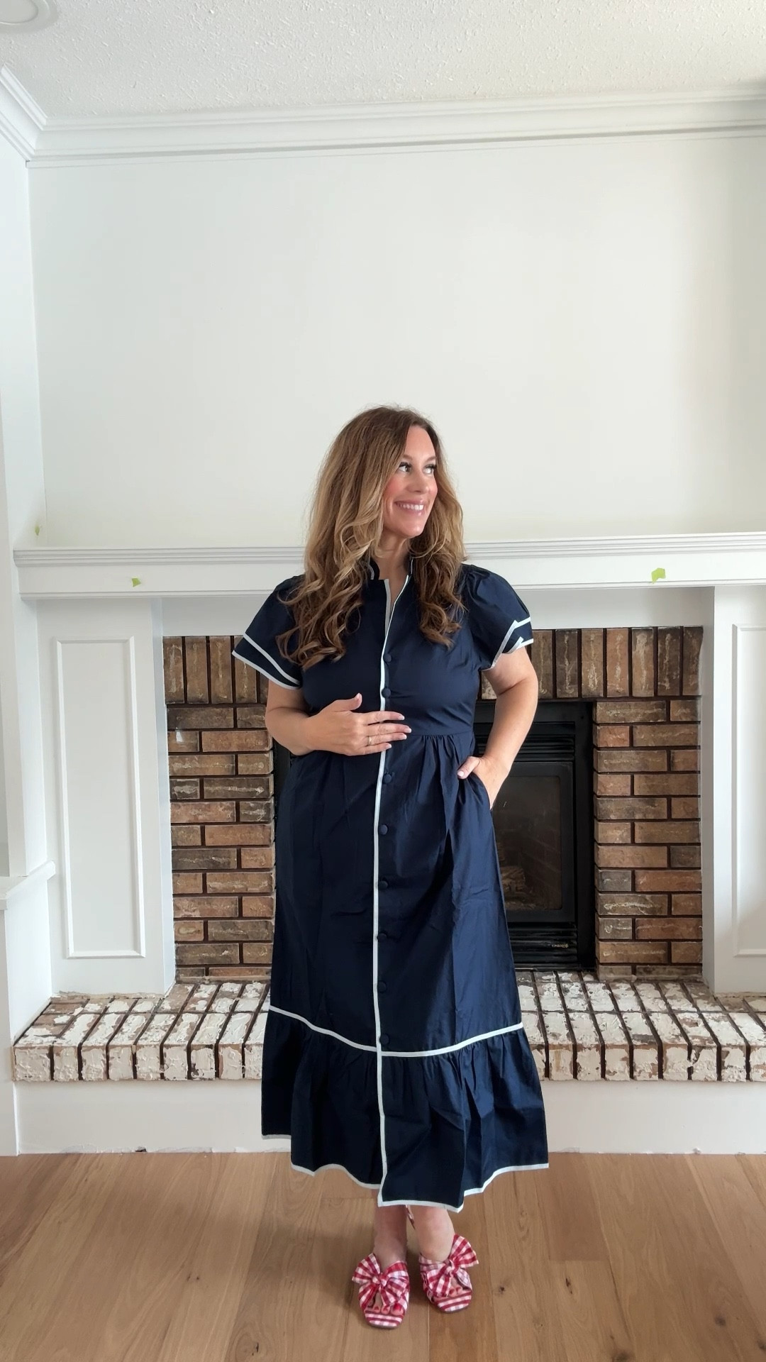 This dress is simply amazing !  The pockets and sleeve structure are my fav !!!  Also the red and white slides go perfectly with the look and they are extremely comfortable. 

#LTKmidsize #LTKsummer #LTKcurves