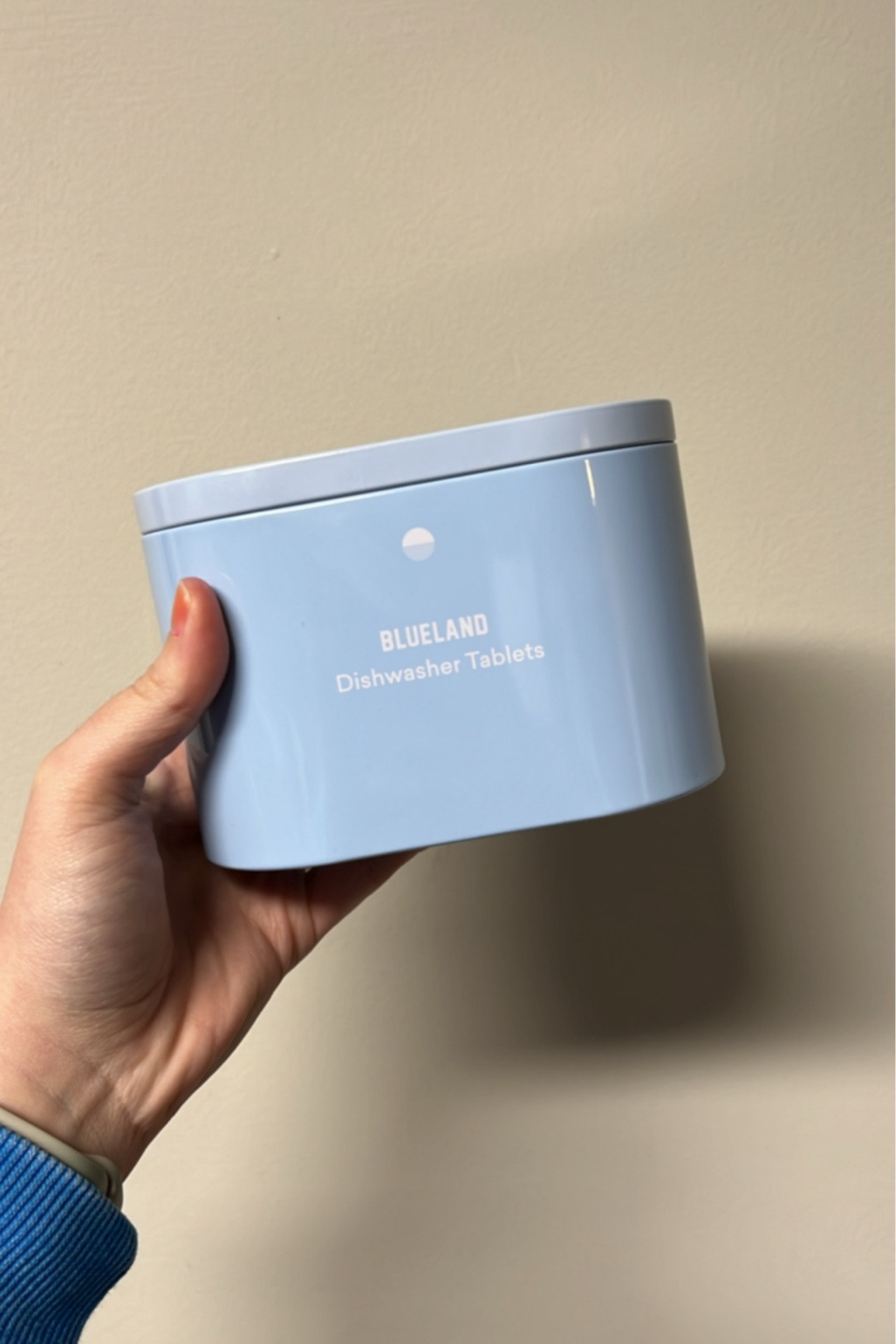 Fragrance free dish detergent, plastic free dish detergent, clean incidents, clean household productts

#LTKhome #LTKfindsunder50 #LTKfamily