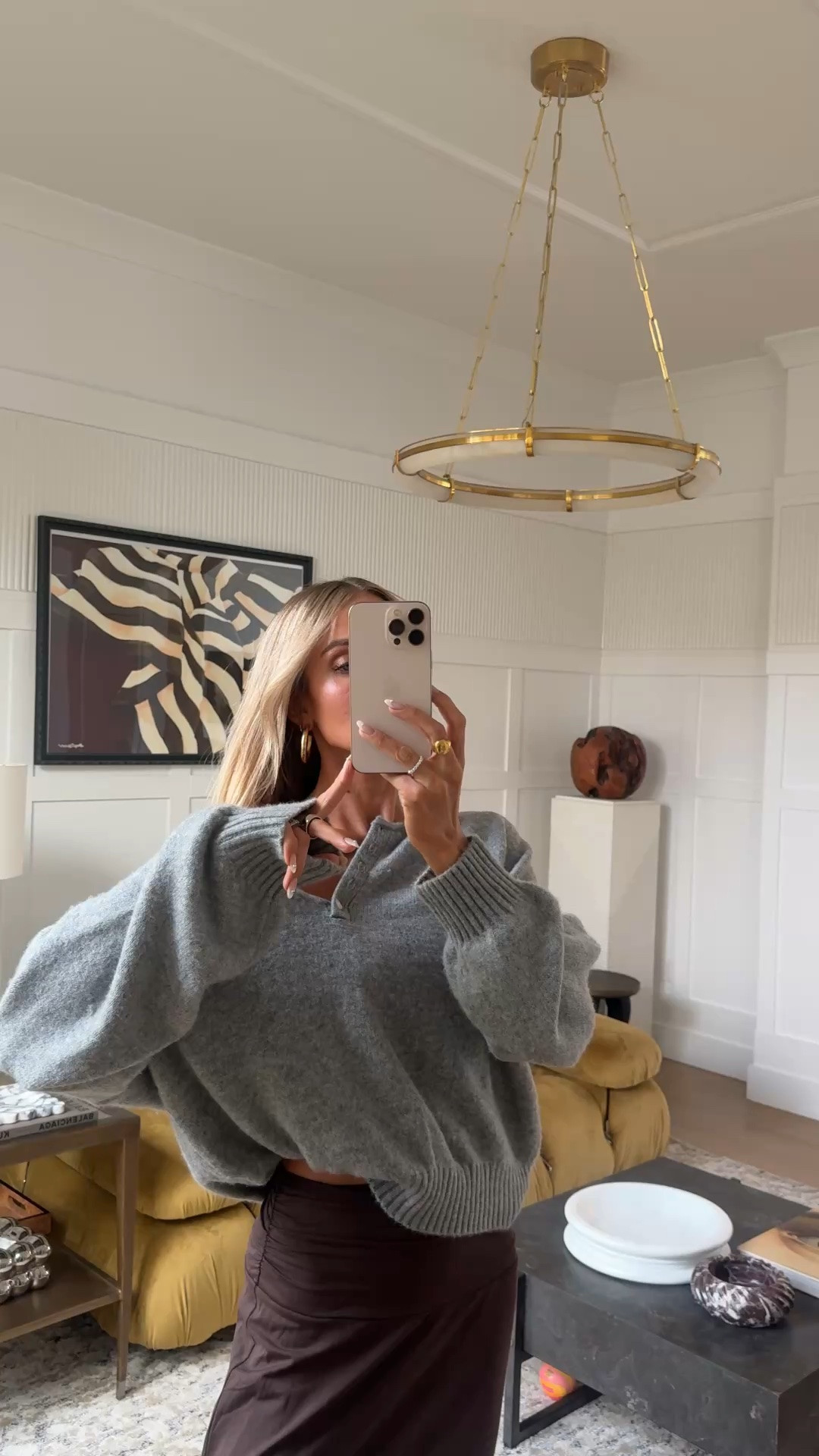 Here is the sweater on ✔️
