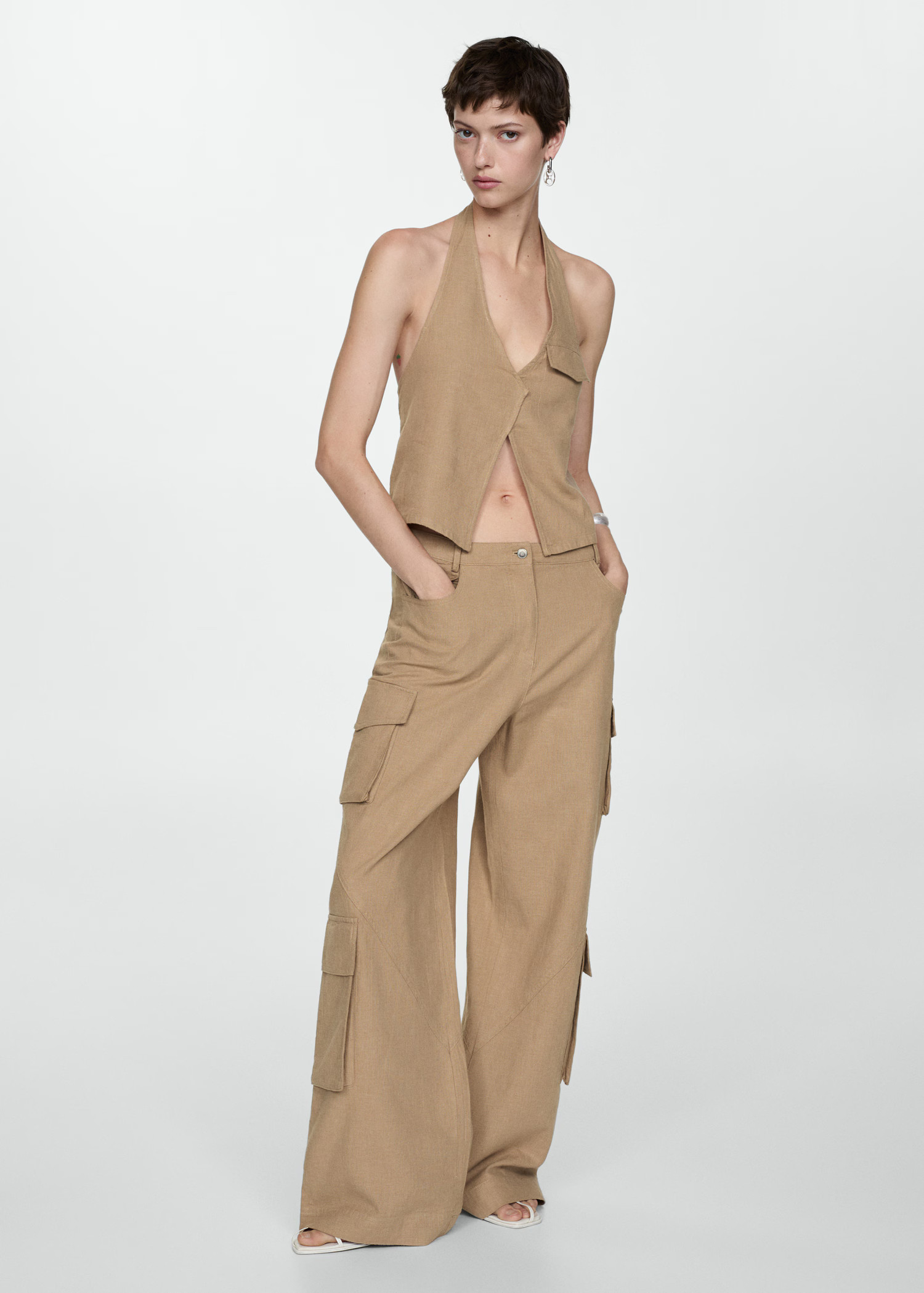 Halter-neck top with pocket - Woman | MANGO USA | MANGO (US)
