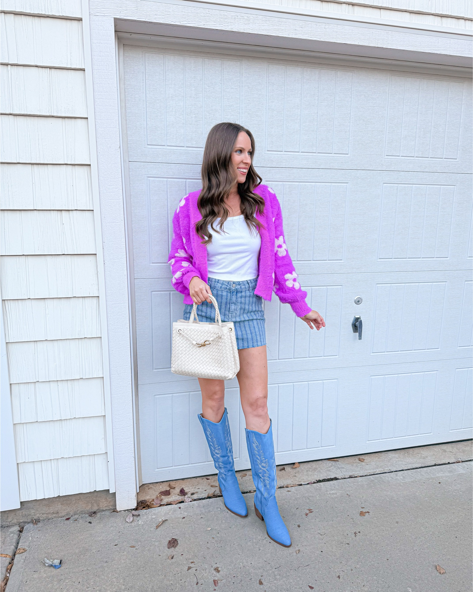 Cowgirl Christmas 🎄💙

These boots would make a great gift 🎁 

Western boots, purple cardigan, winter fashion, spring fashion, crossbody bag, gift for her, Amazon fashion, Walmart fashion, Walmart gifts, Amazon gifts 

#LTKootd #LTKGiftGuide #LTKHoliday
