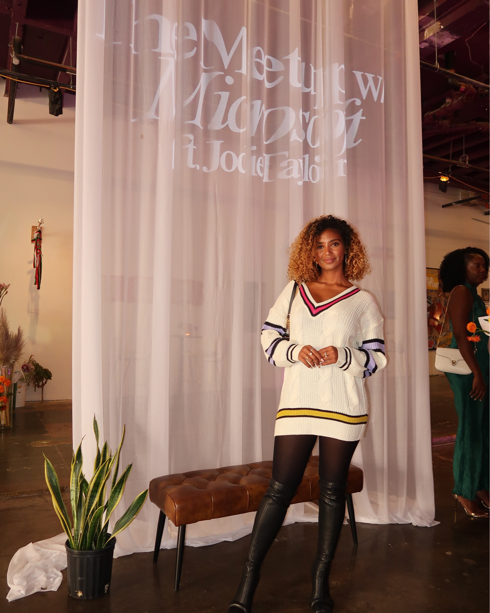 It’s finally sweater weather 🥹🙌🏽🥰🥳💕

#LTKFindsUnder100 #LTKStyleTip #LTKHoliday