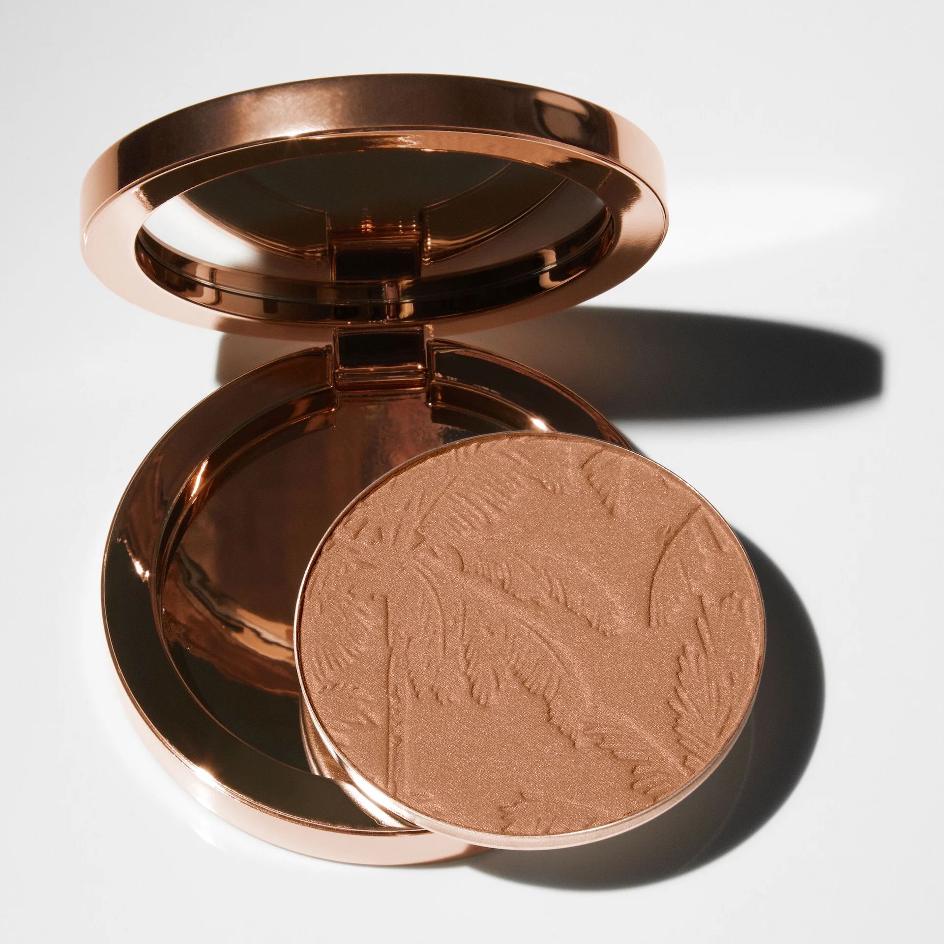 Keep This™ 
 Compact & Awesome Bronze™ Powder Bronzer (Sunny Side) | Beauty Pie (UK)
