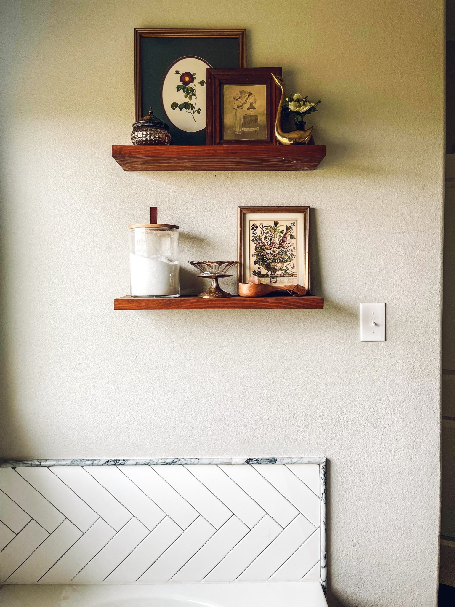 I love the character these floating wood shelves add to our bathroom! They’re currently on sale + come in a few different finishes! 

Bathroom, shelves, home decor, bathroom decor, home, Amazon, Amazon home, amazon finds, affordable decor, wood, shelf

#LTKSaleAlert #LTKFindsUnder50 #LTKHome