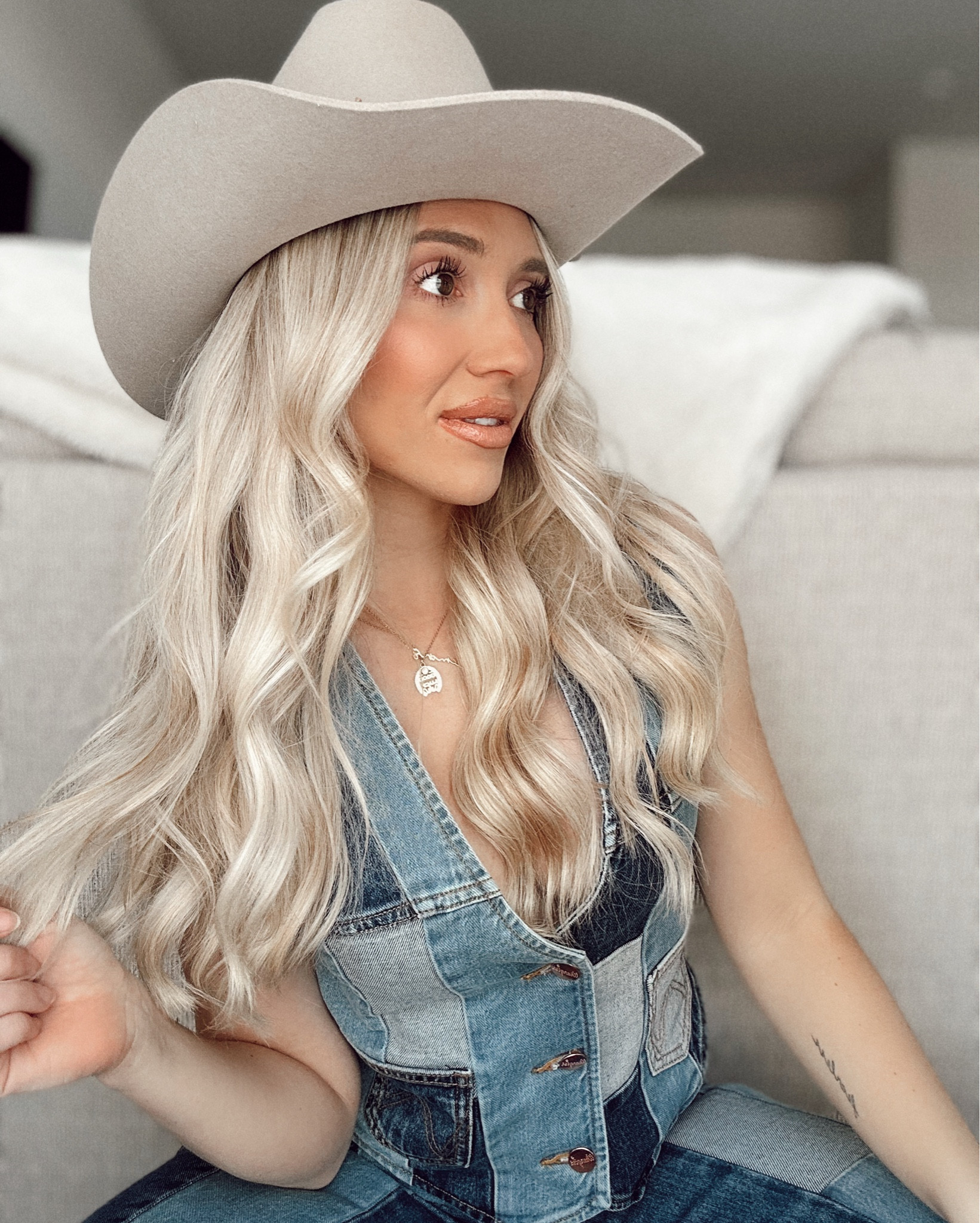 This denim patchwork set is so cute + currently on sale at wrangler! Linking her below!:)

#LTKFindsUnder100 #LTKxVICI #LTKStyleTip