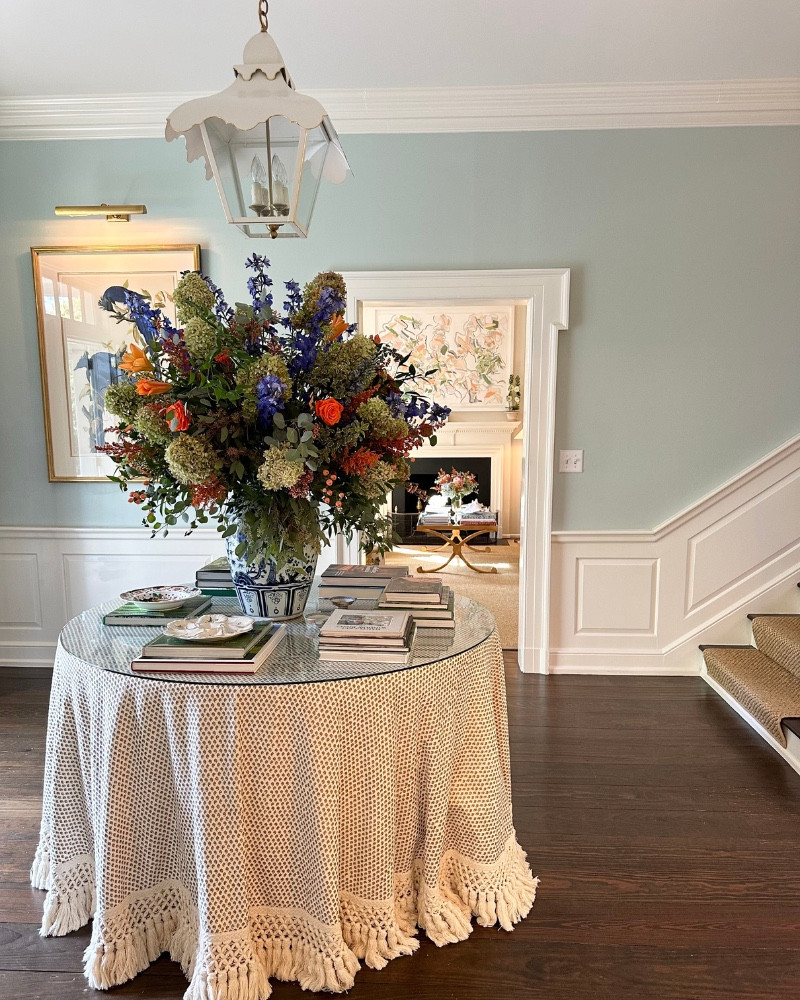 Non-white paint colors that add character to your home 

Woodlawn Blue by Benjamin Moore
Light Blue by Farrow and Ball
Tissue Pink by Benjamin Moore

It’s not too late to spruce up a room with new paint before Christmas!

#LTKHome