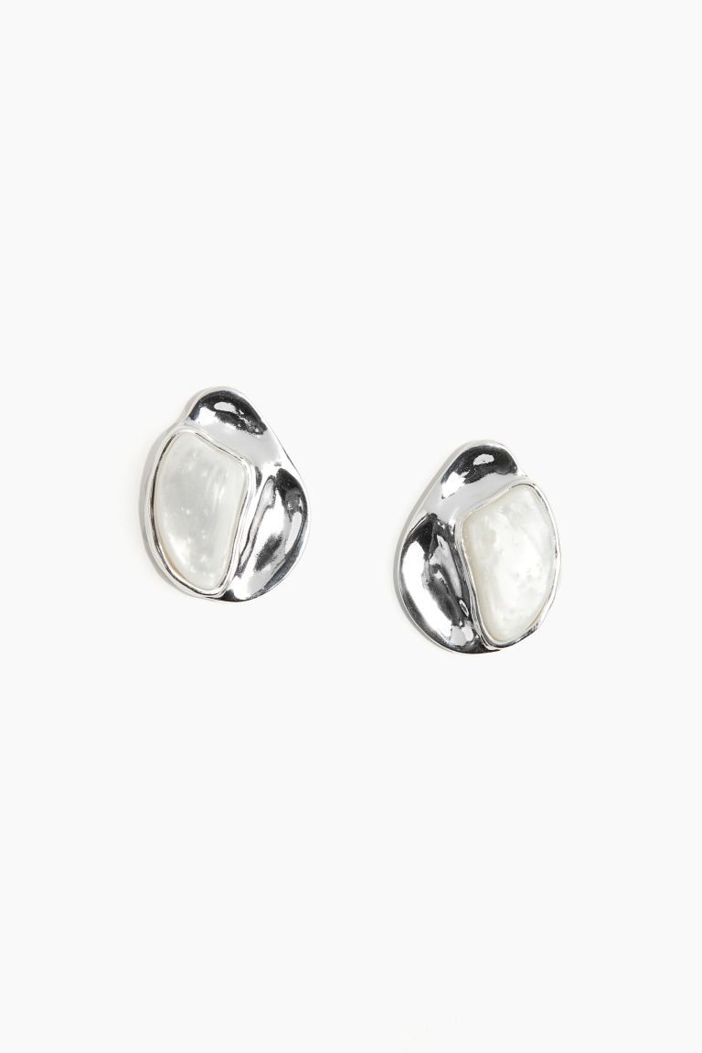 Asymmetric earrings | H&M (UK, MY, IN, SG, PH, TW, HK)