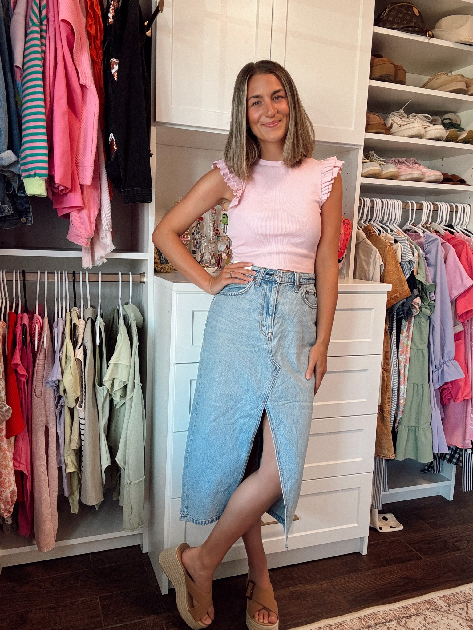 This denim skirt is absolutely gorgeous!! The size I’m wearing is too big, so I sent it bag to get a smaller size! In the photo I’m wearing a 27, I returned it for a 26! 

#LTKSummerSales #LTKFindsUnder100 #LTKSaleAlert