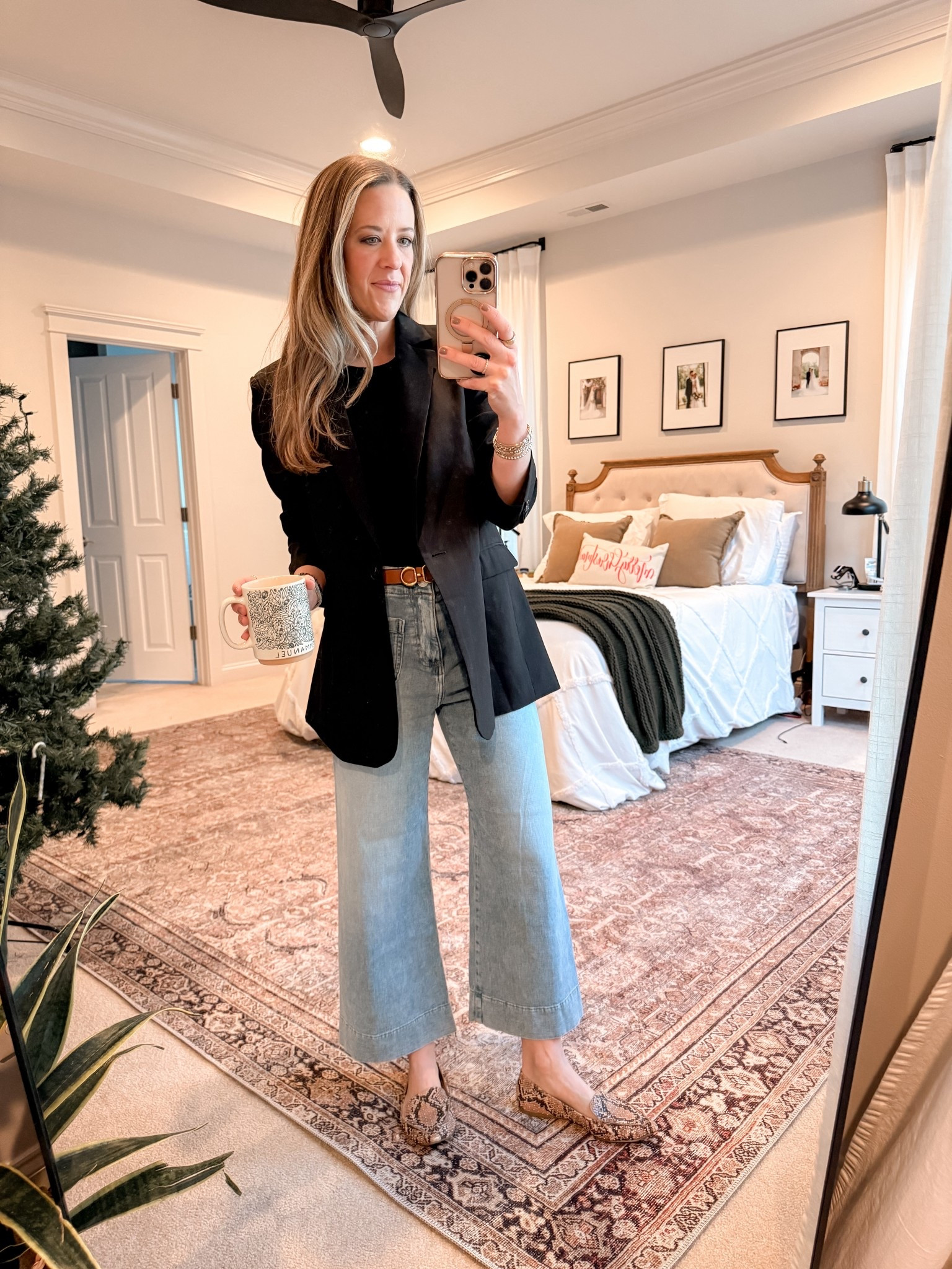 Easy, classic, and under $50 🤎
These are the best look-for-less jeans I’ve found for the viral Anthropologie Colette crops — buttery soft, structured, and mom-approved. Wearing a size 2 from Kohl’s.

Styled with a black blazer and loafers for a simple elevated everyday look.

#LTKfinds #LTKunder50 #kohlsfashion #widelegjeans #lookforless #momstyle #casualoutfitideas #linenandlightco #classicstyle #capsulewardrobe #everydaystyle

#LTKootd #LTKWorkwear #LTKFindsUnder50

#LTKootd