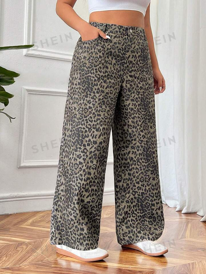 SHEIN EZwear Plus Size Women Leopard Print Straight Leg Pants | SHEIN