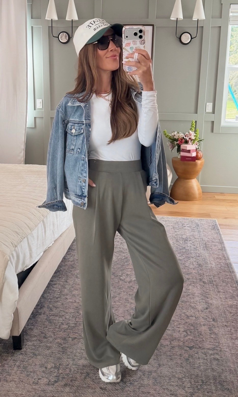 Cool mom but feels like pajamas. These trouser pants are a must this fall!

#fall #falloutfit

#LTKmomlife #LTKootd #LTKSeasonal