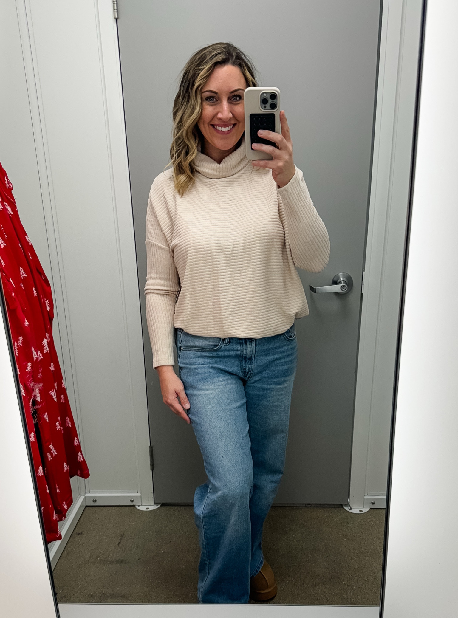 Loving this cream basic turtleneck long sleeve top it is so soft and comfy and would look so cute under a puffer vest or cardigan. I’m wearing a size medium. I’m 55 and 145 pounds for size reference.



#LTKSeasonal #LTKStyleTip #LTKFindsUnder50